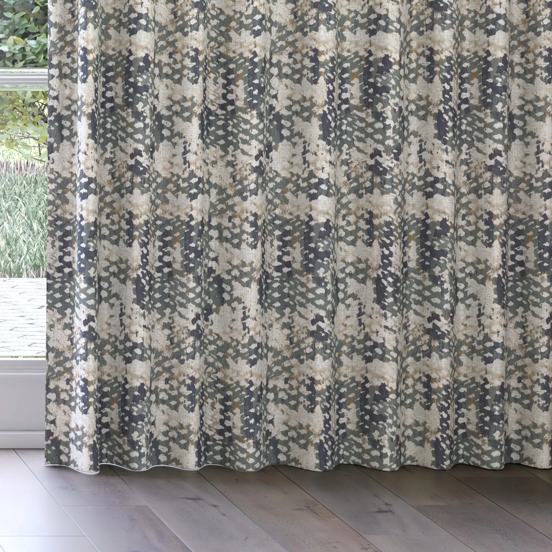 Bottom view of Flume Opal, on curtain rail