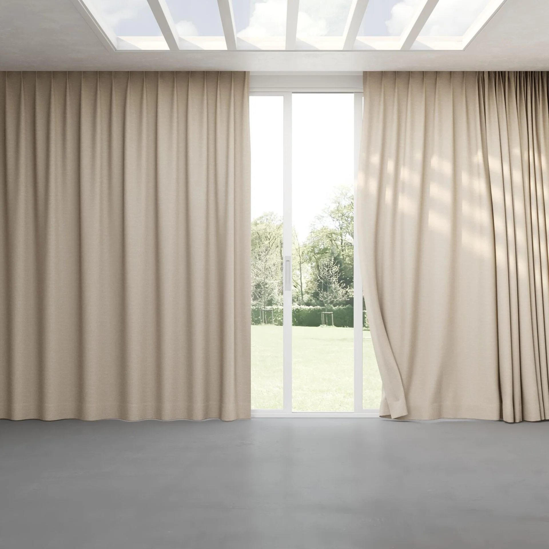 Full view of Maharaja II Antique, pinch pleat