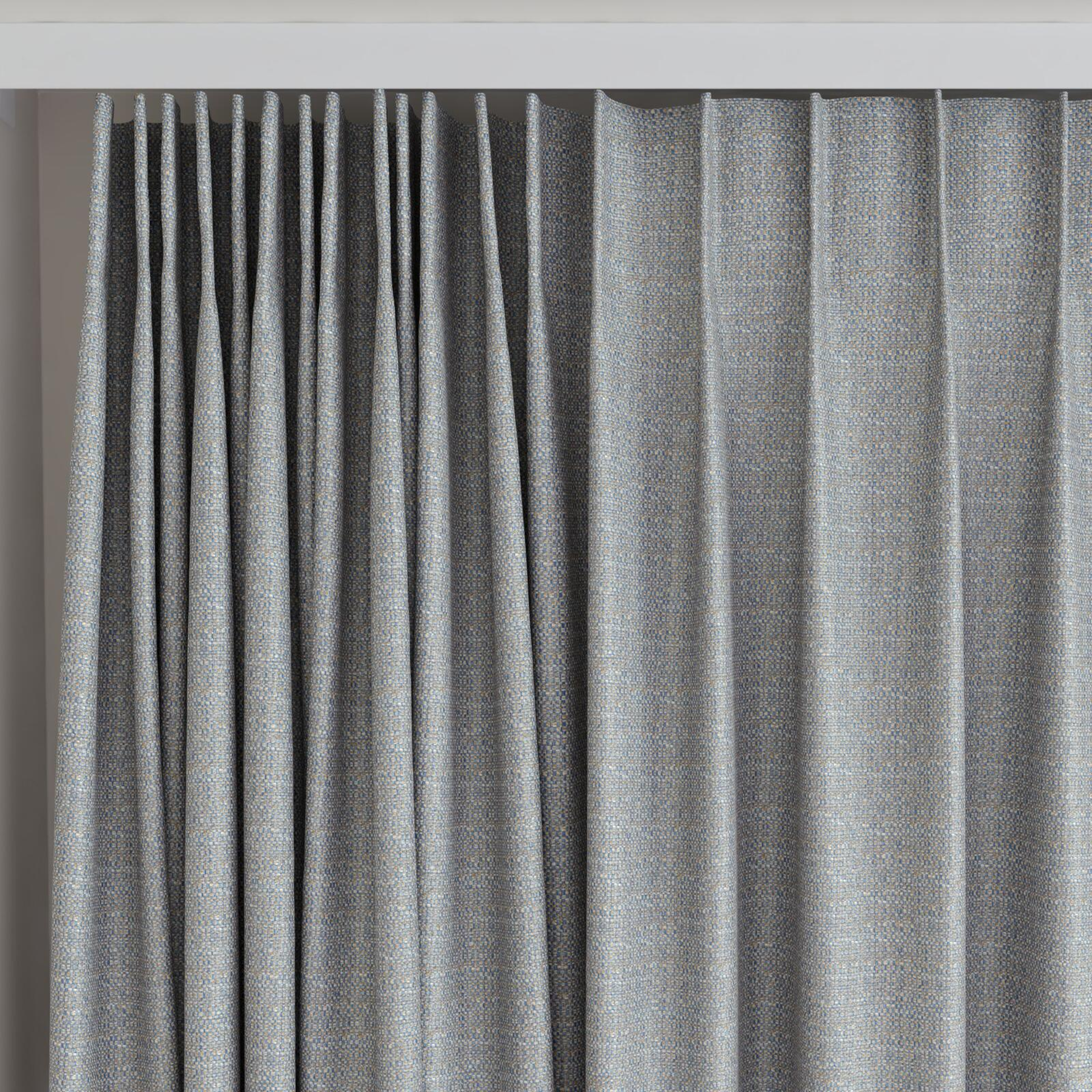 Top view of Saturn River, on curtain rail