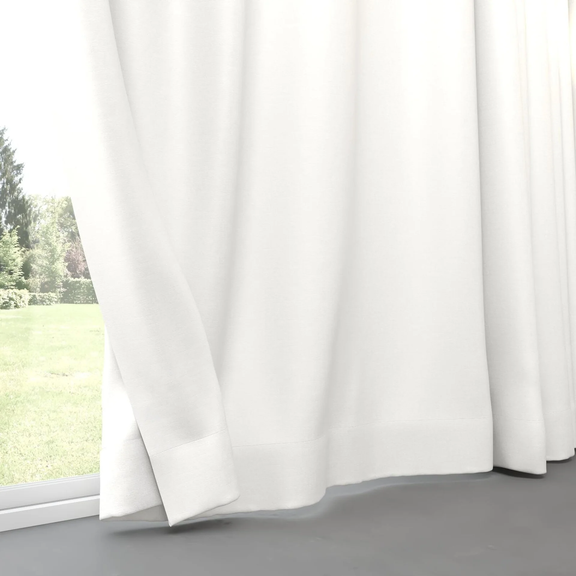 Bottom view of Ocean Whitewash, pinch pleat