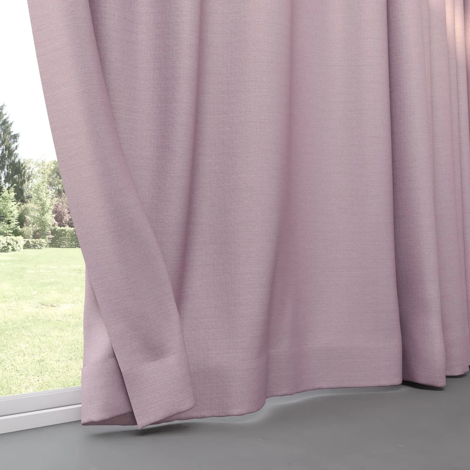 Bottom view of Linex Crystal, pinch pleat