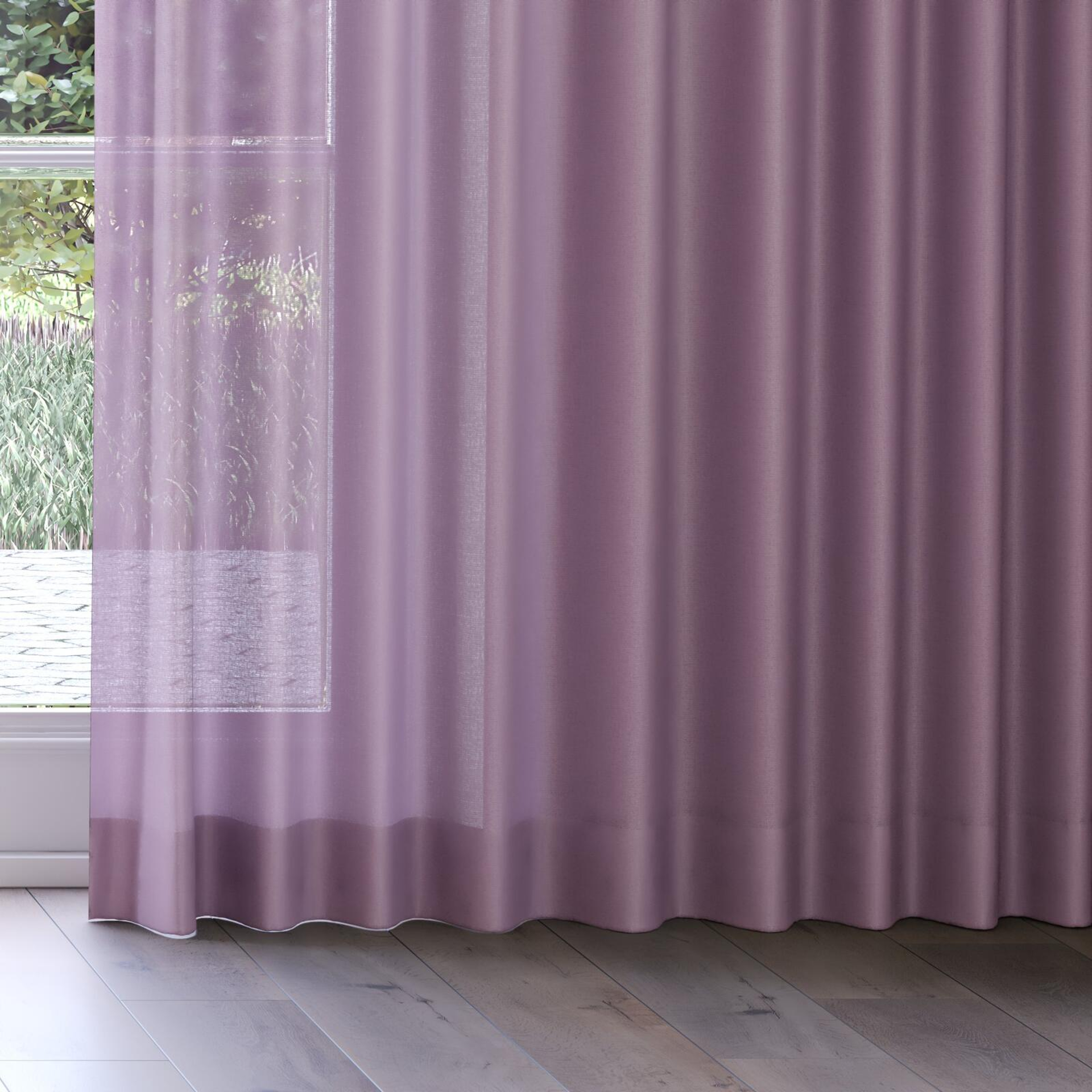 Bottom view of Gossy Grape, on curtain rail