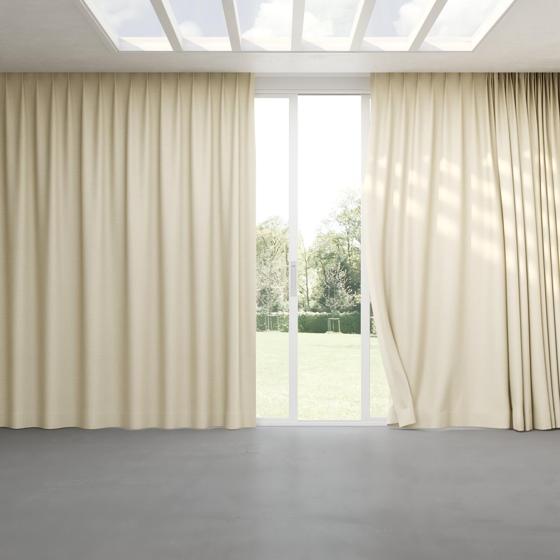 Full view of Linex Angora, pinch pleat
