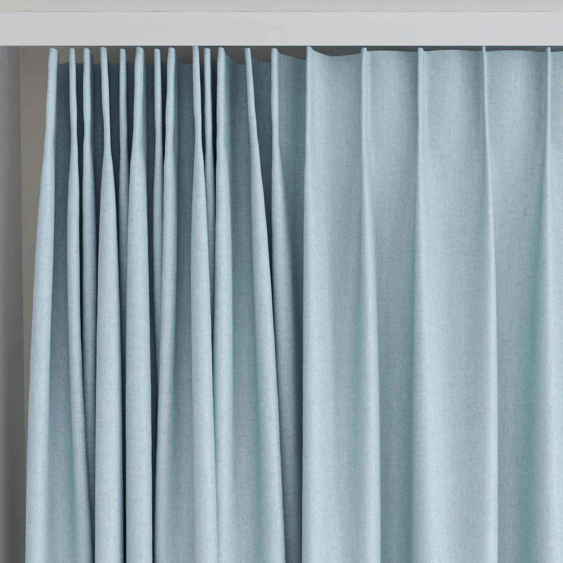 Top view of Cushy Surf, on curtain rail