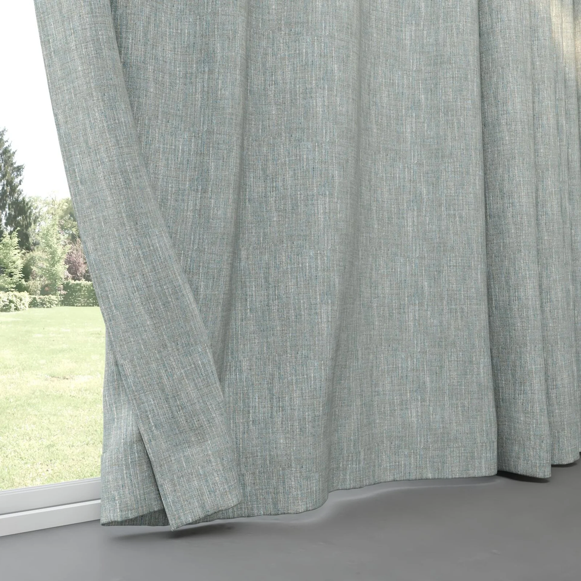 Bottom view of Dryland Spa, pinch pleat