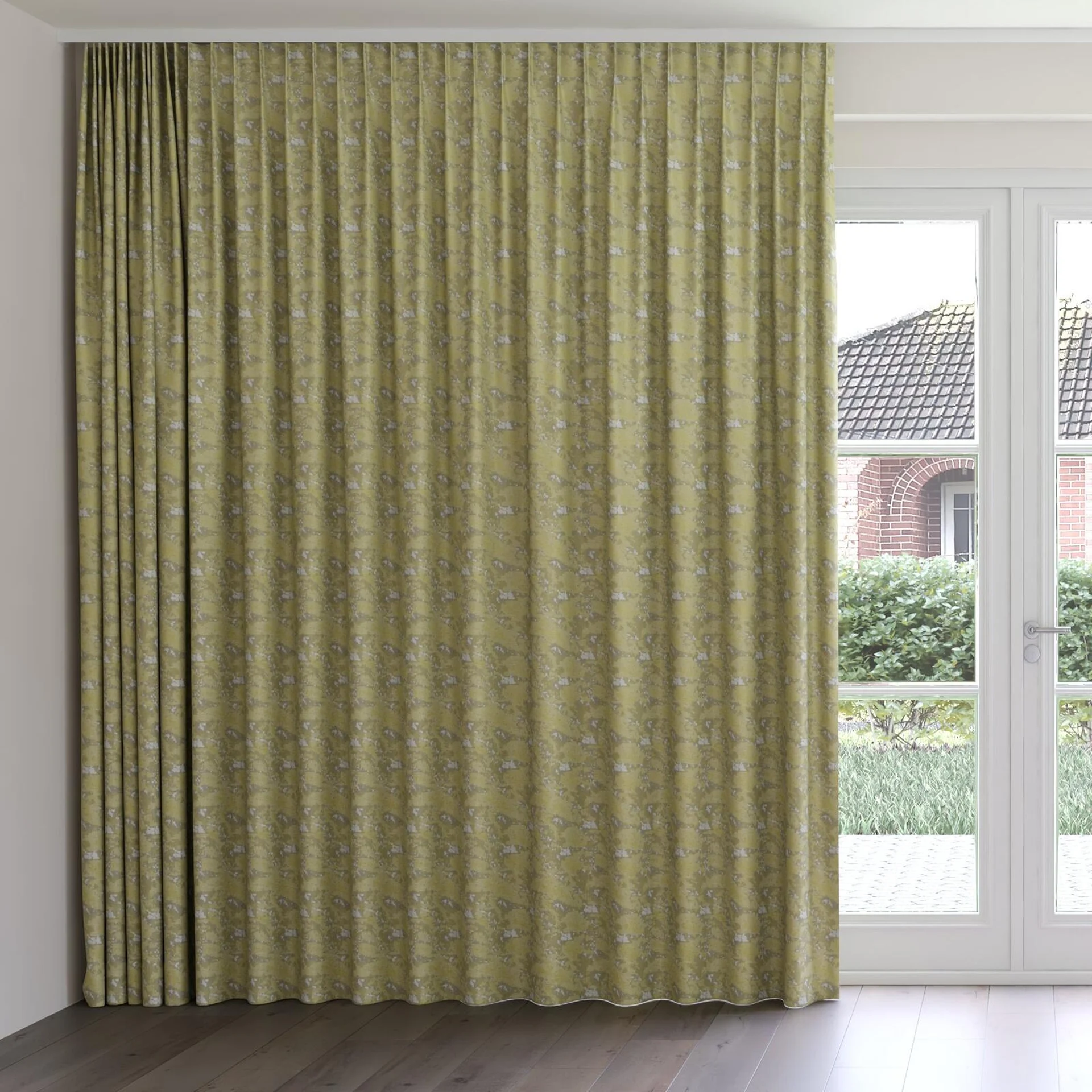 Front view of Lipova Moss, on curtain rail