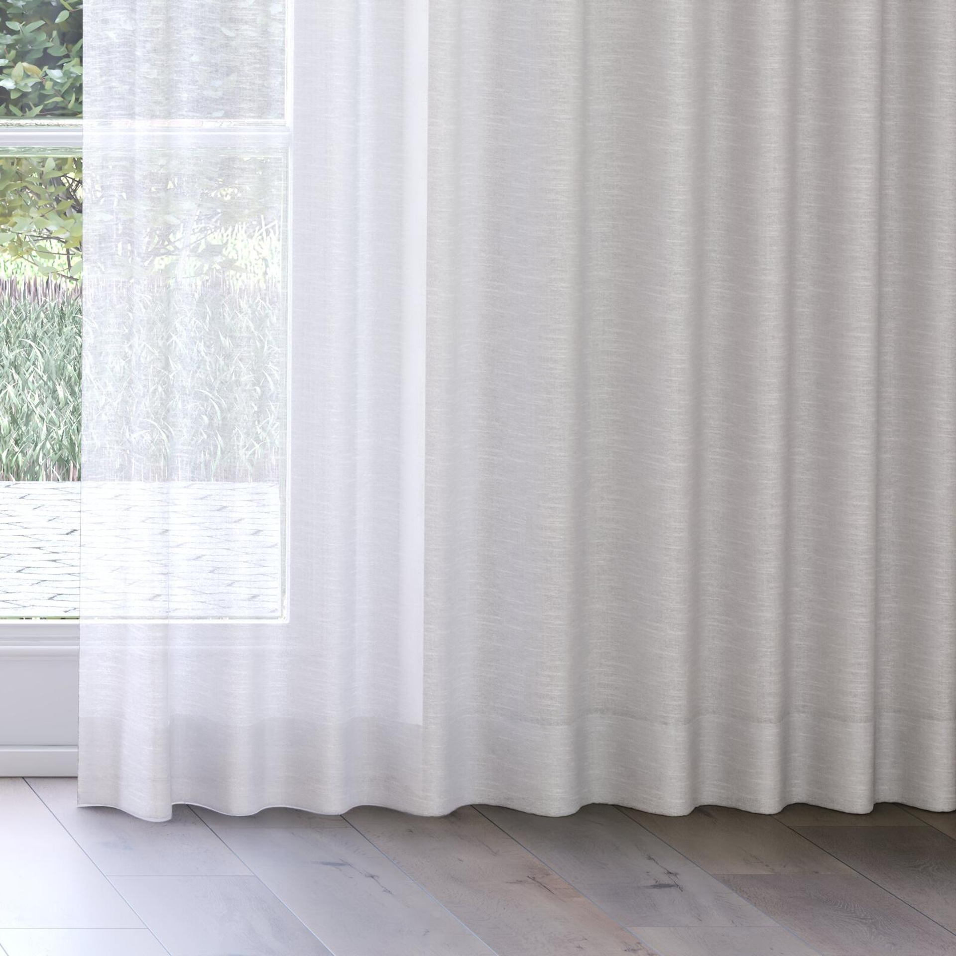 Bottom view of Angelic Silver, on curtain rail