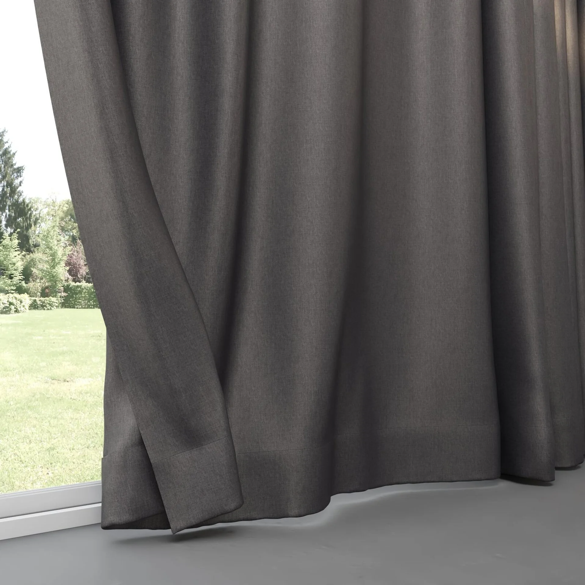 Bottom view of Matrix Anthracite, pinch pleat