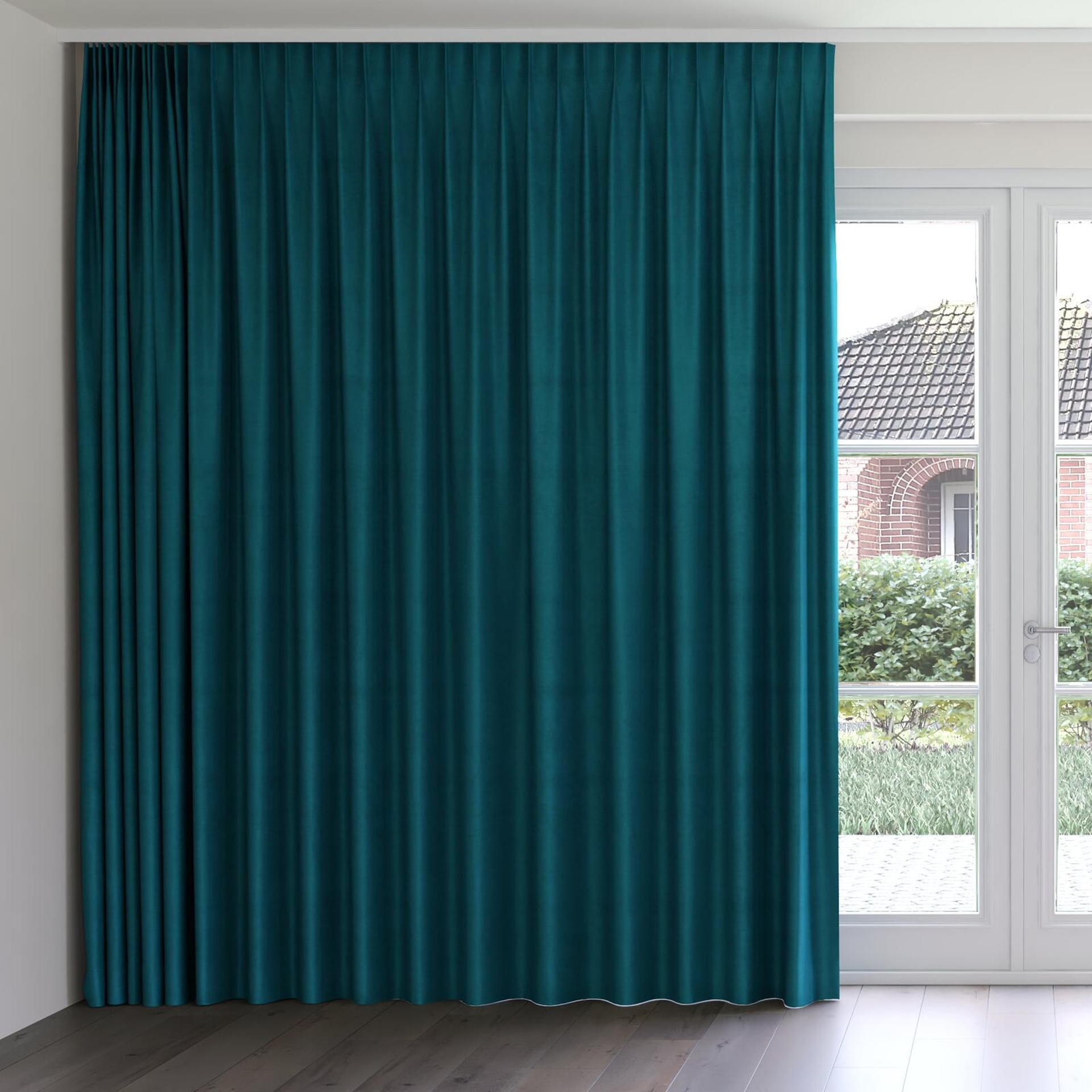 Front view of Baron Emerald, on curtain rail