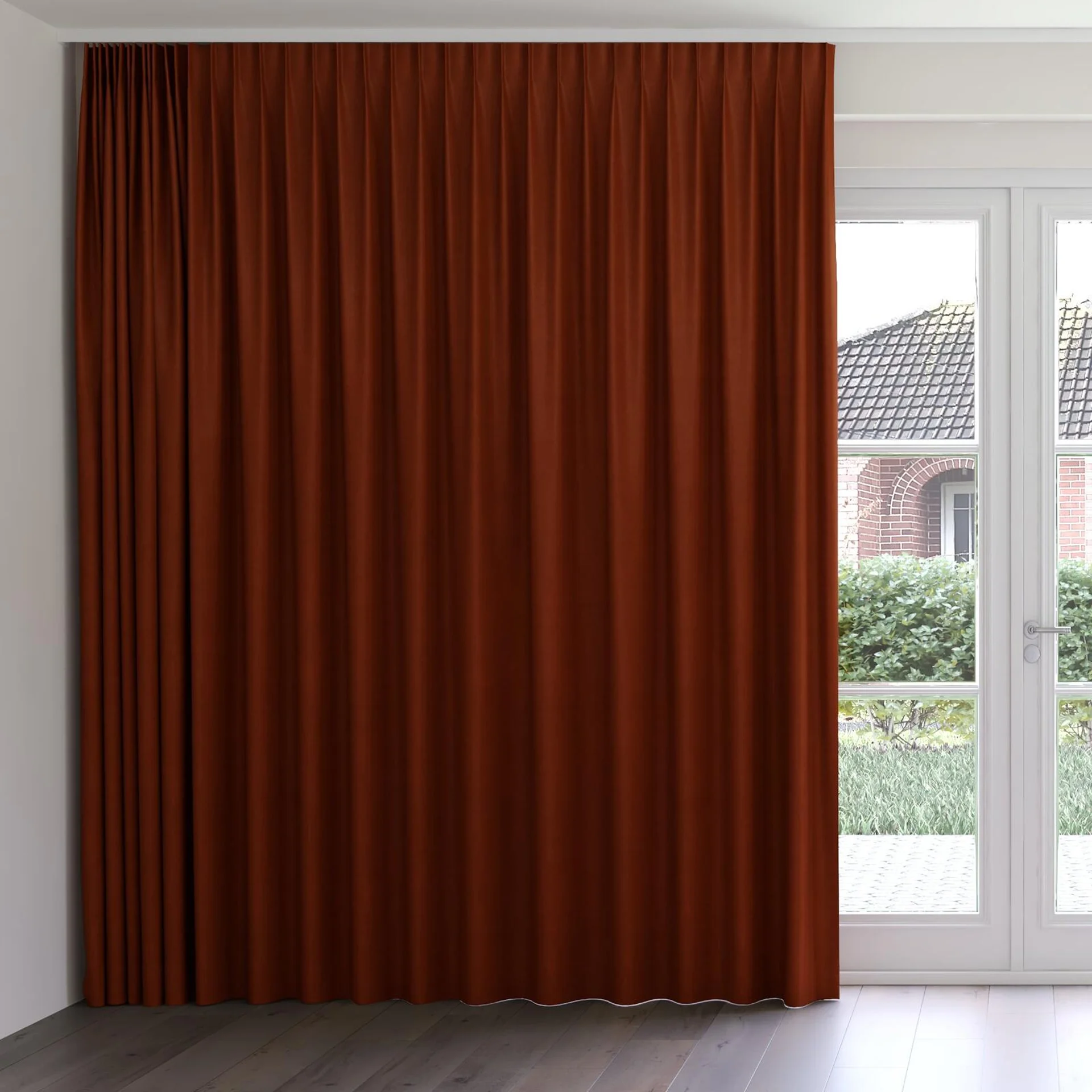 Front view of Lech Copper, on curtain rail