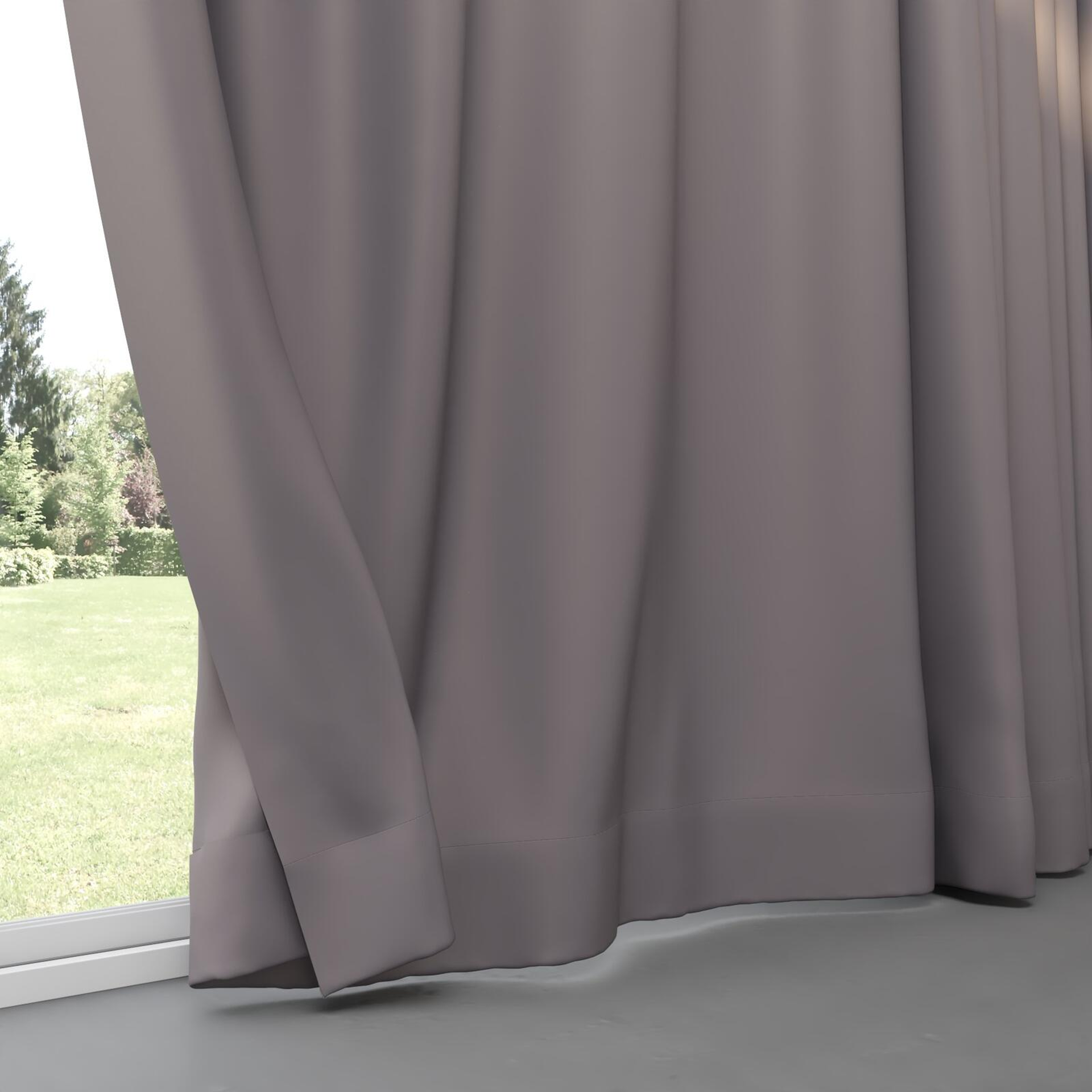 Bottom view of Ultra Dim Anthracite, pinch pleat