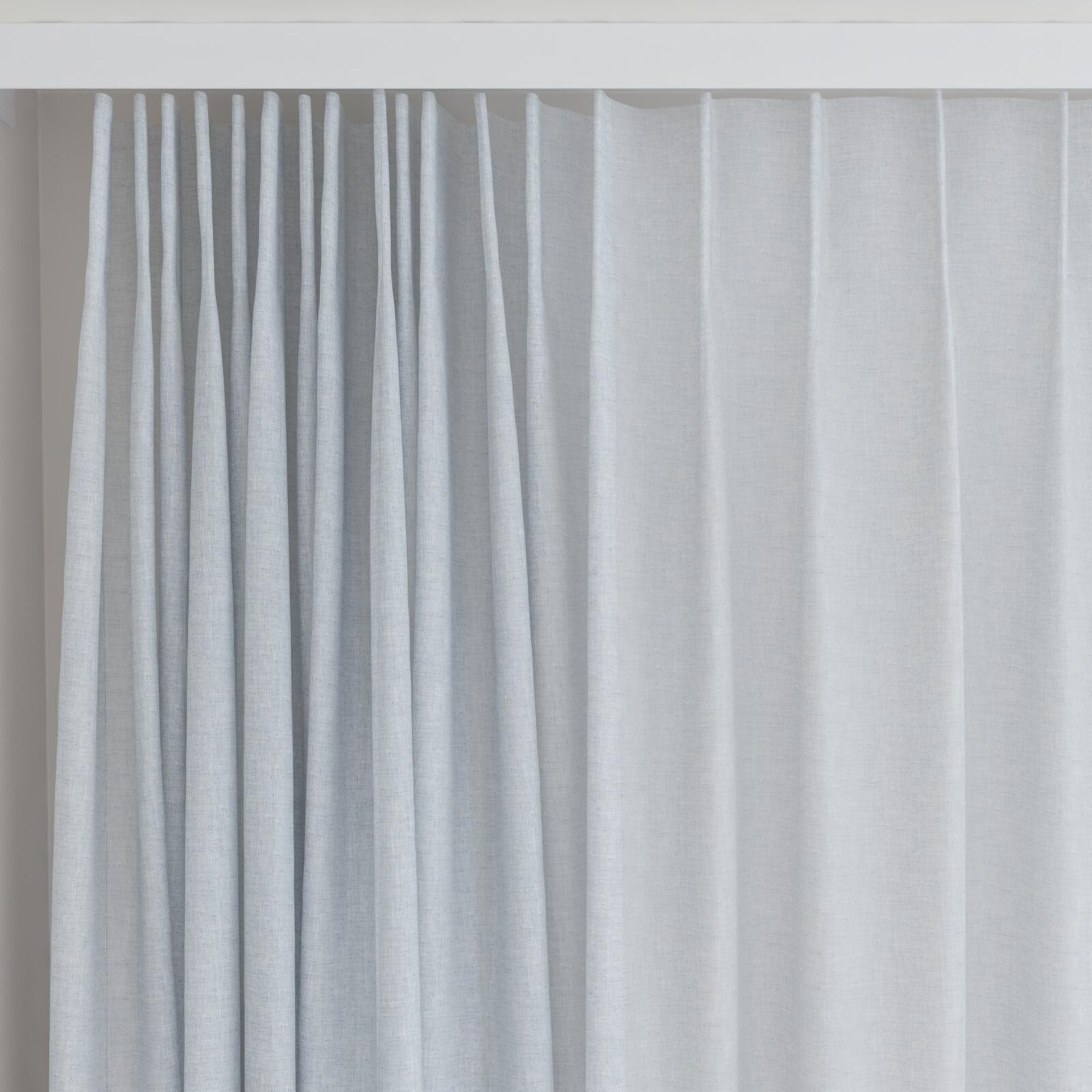 Top view of Sardinia Sky, on curtain rail