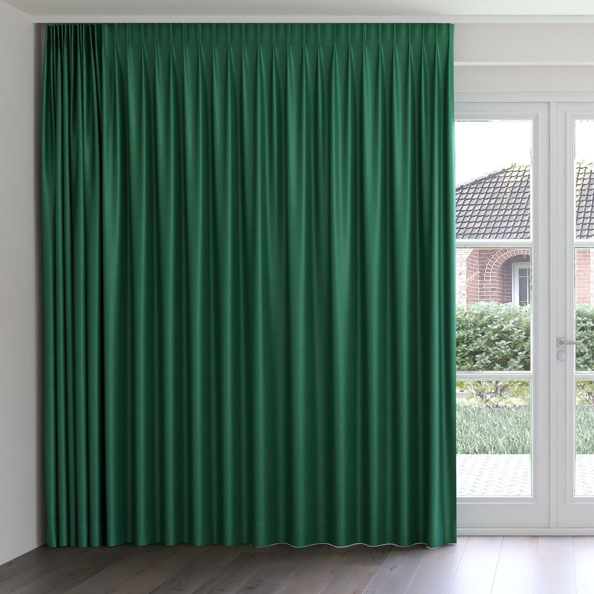 Front view of Silky Ivy, on curtain rail