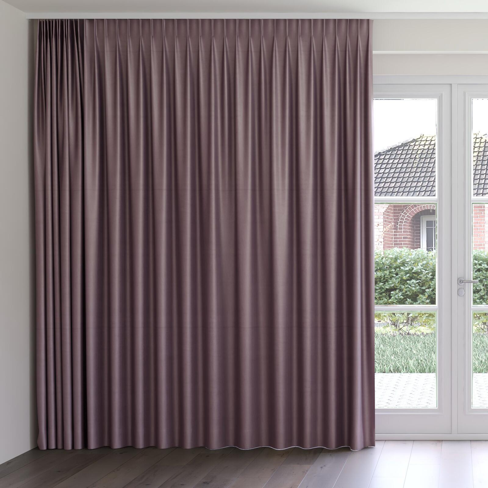 Front view of Warlock Mauve, on curtain rail
