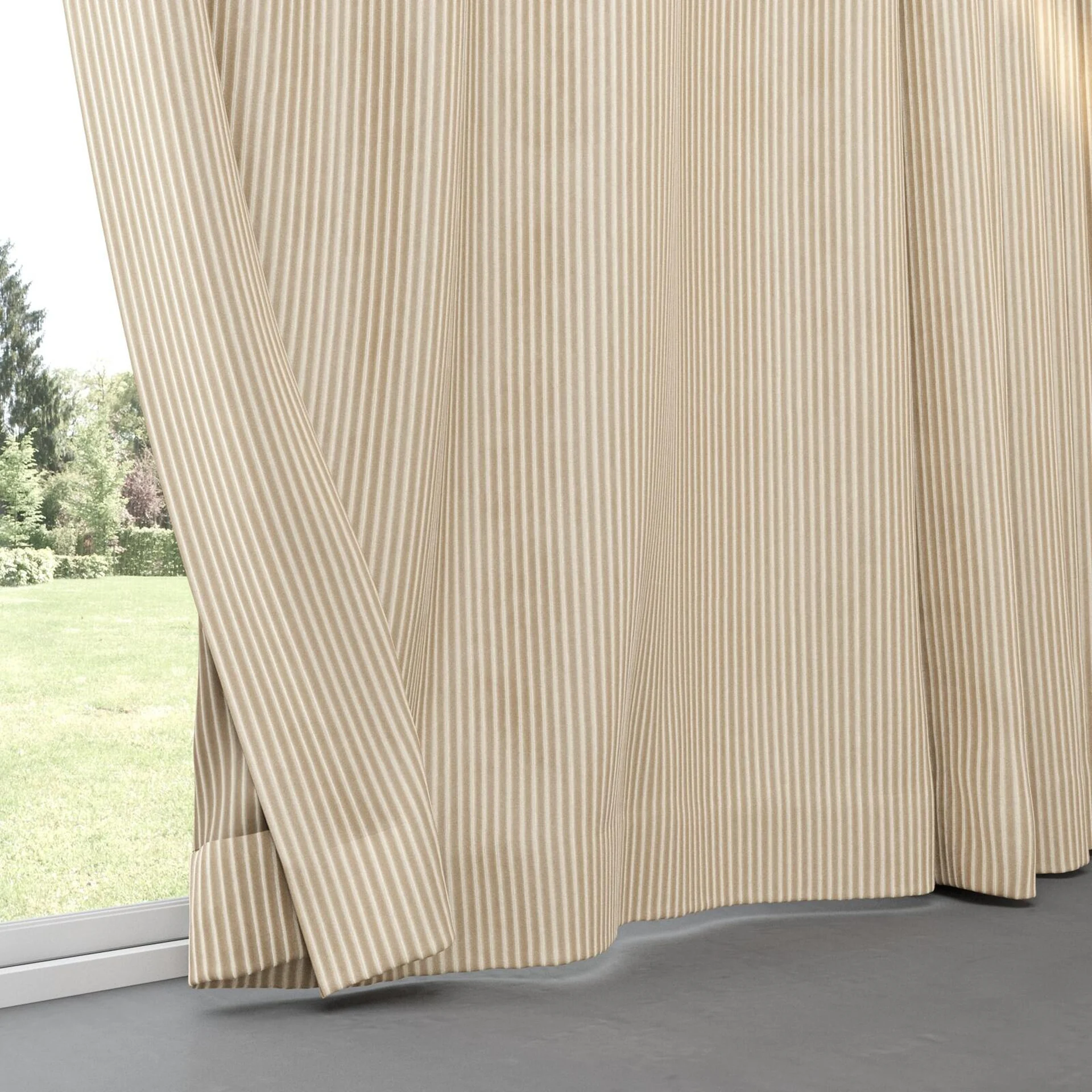 Bottom view of Embrace Doe, pinch pleat