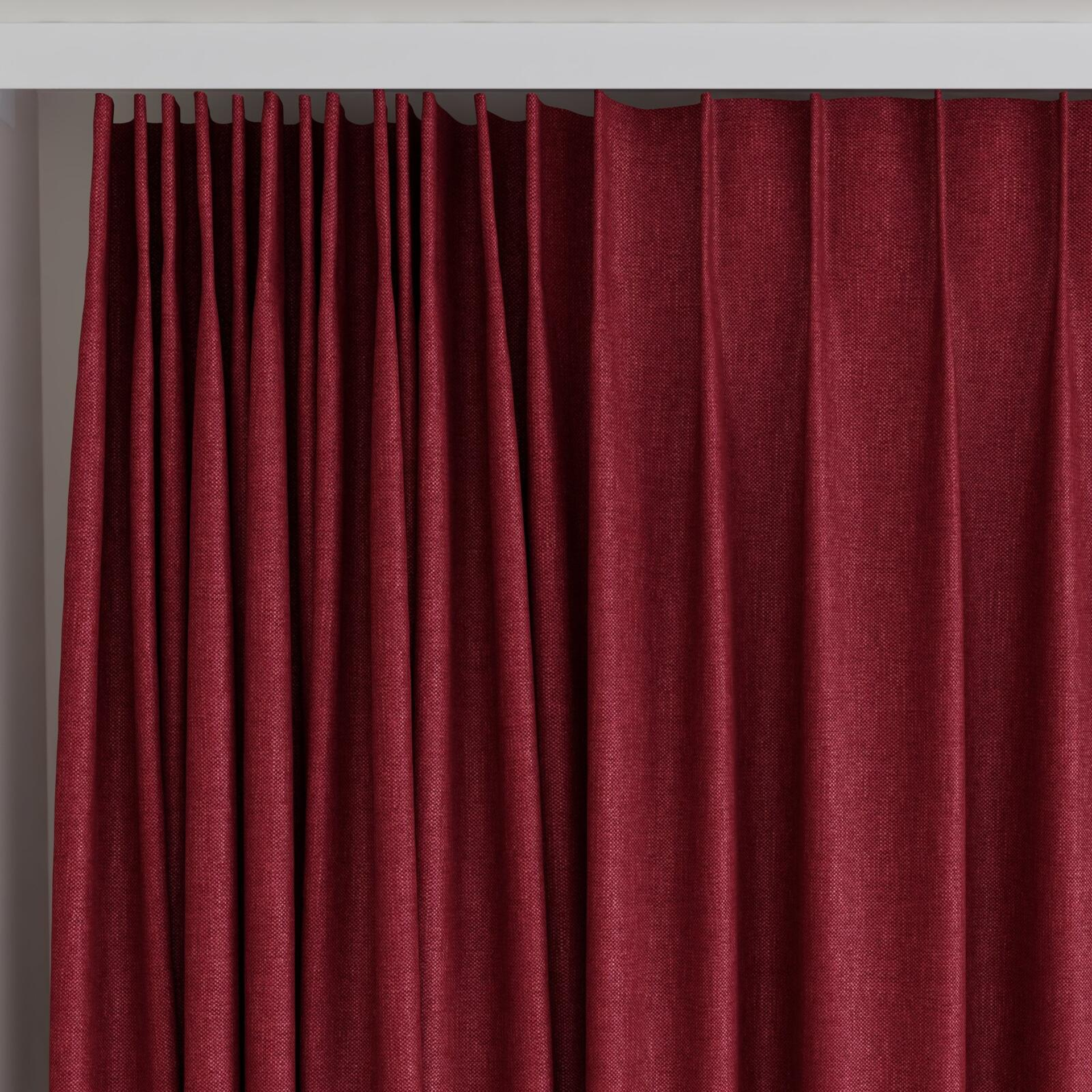 Top view of Perfecto Vino, on curtain rail
