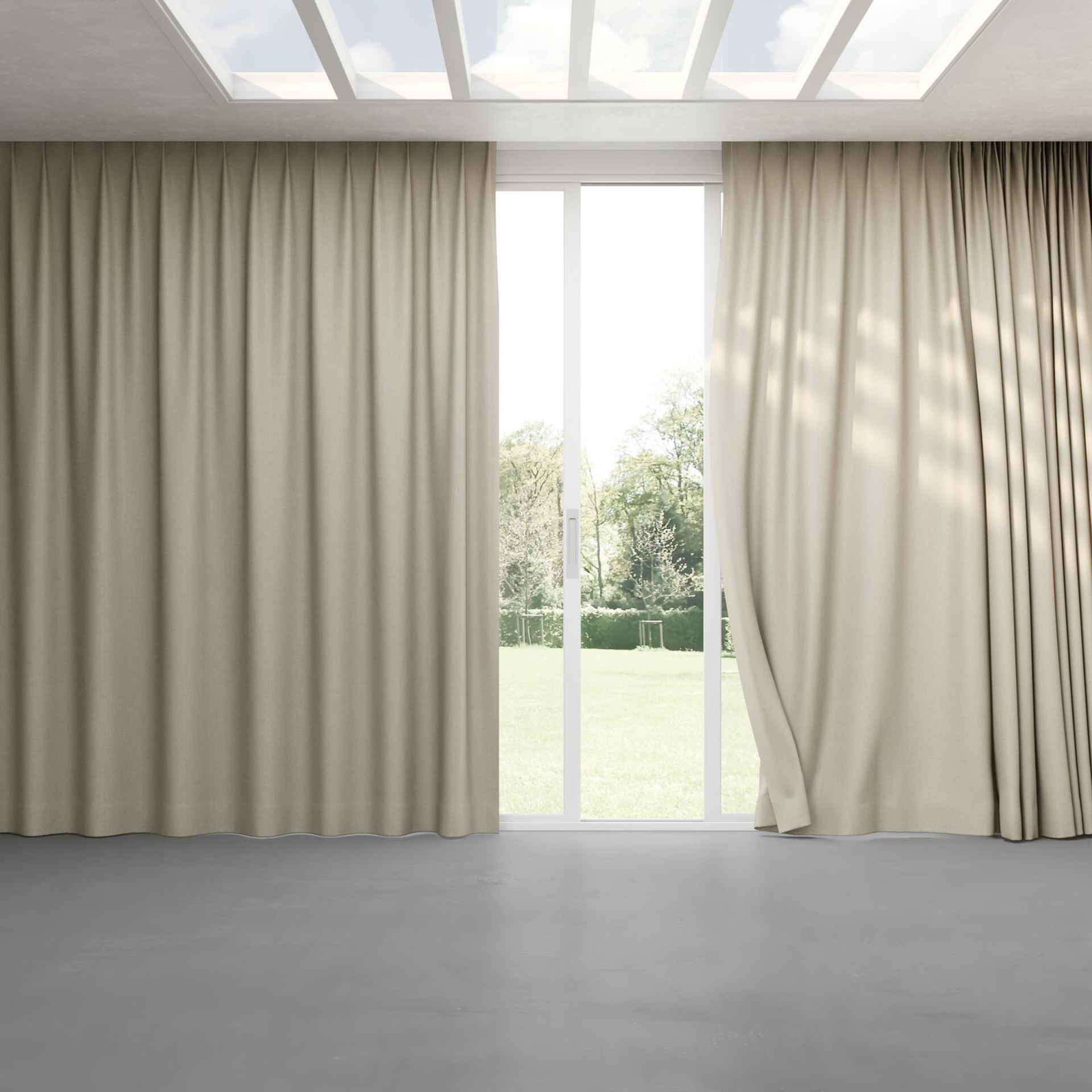 Full view of Cushy Linen, pinch pleat