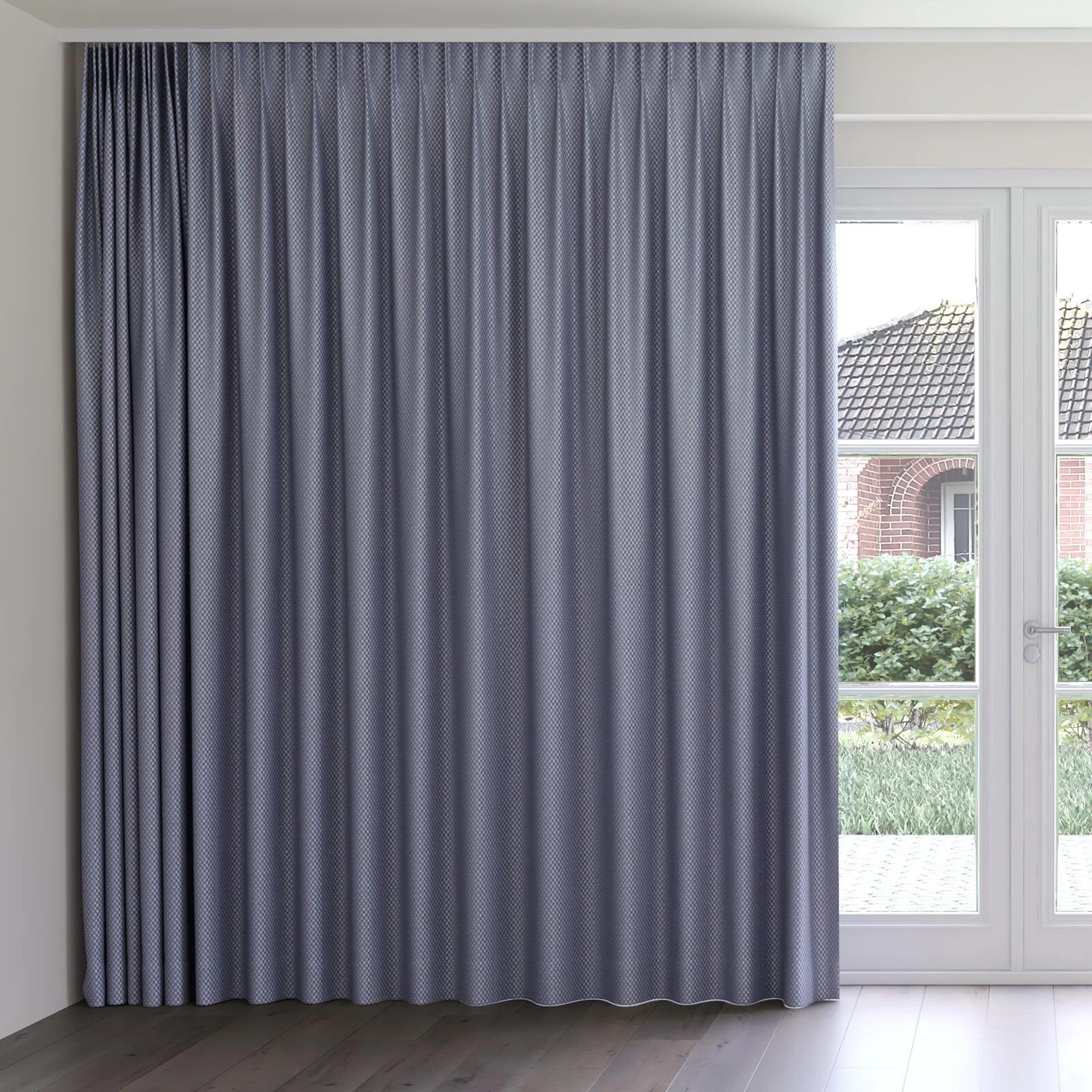Front view of Manalapan Arctic, on curtain rail