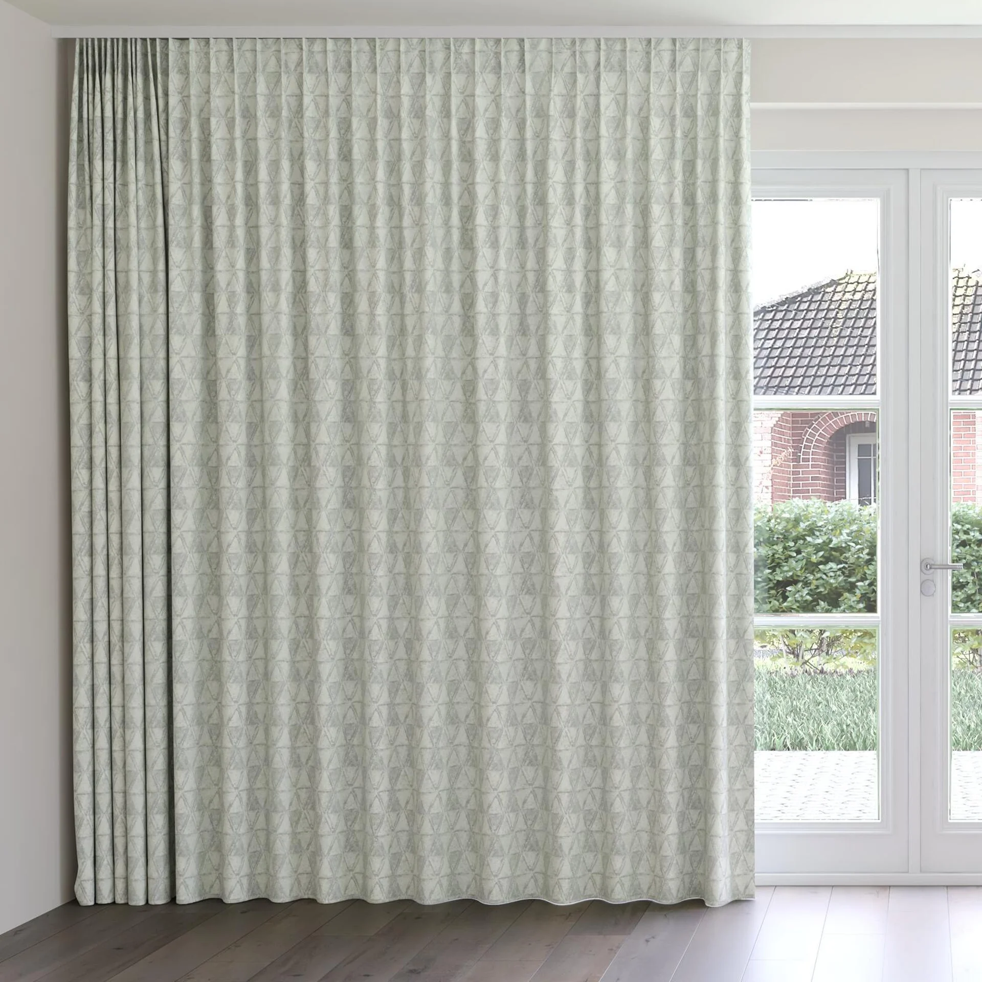 Front view of Handsome Silver, on curtain rail