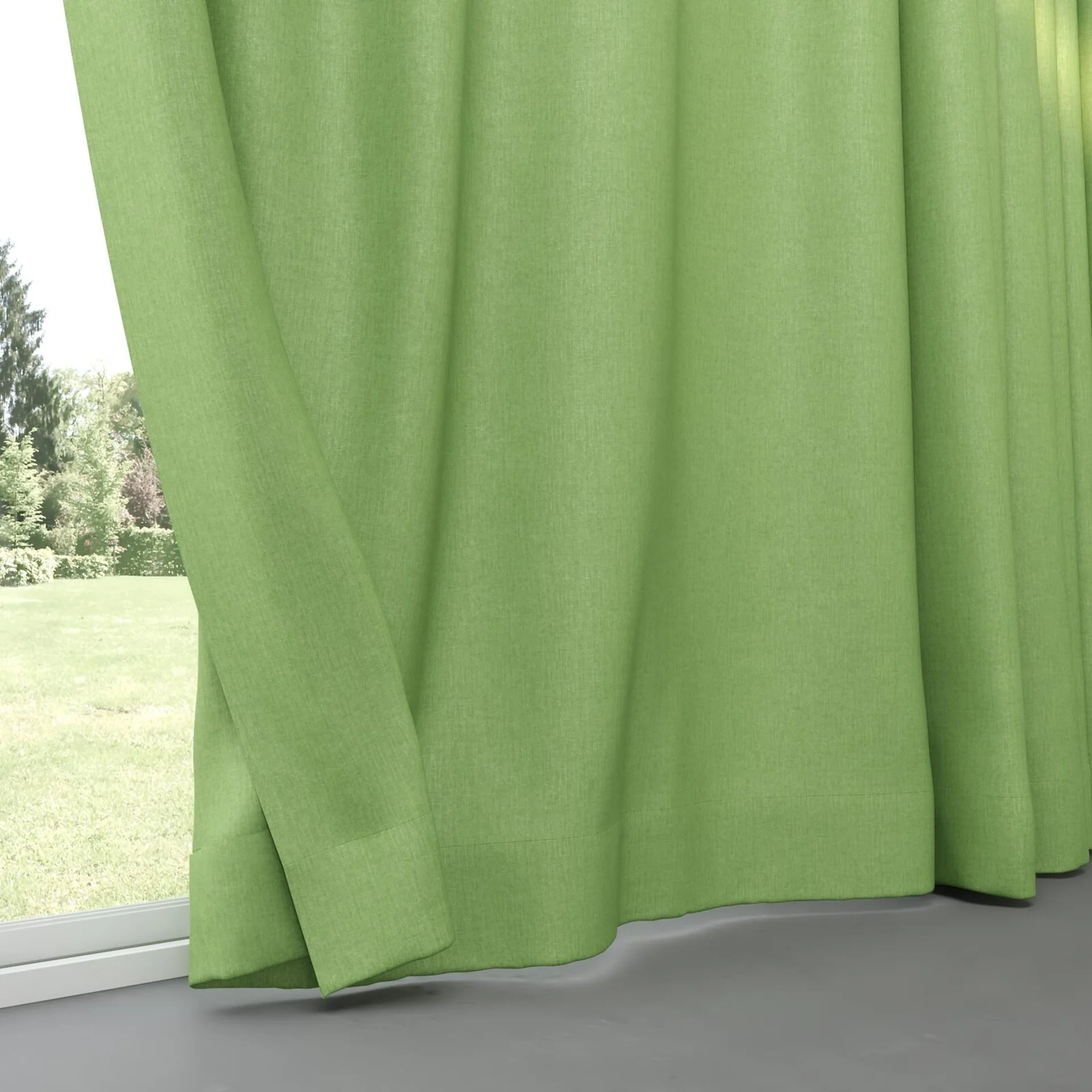 Bottom view of Cushy Apple, pinch pleat