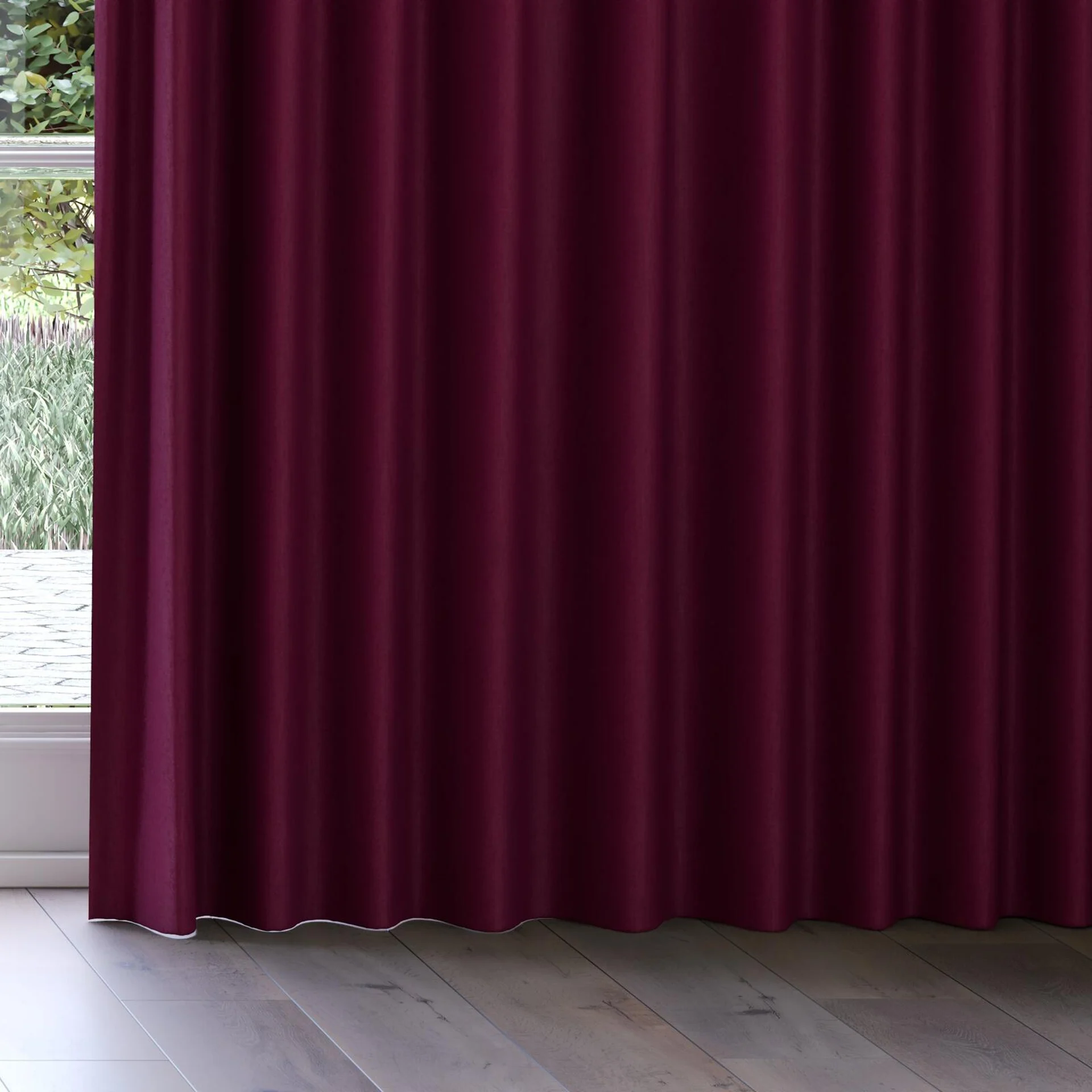 Bottom view of Luxo Vino, on curtain rail