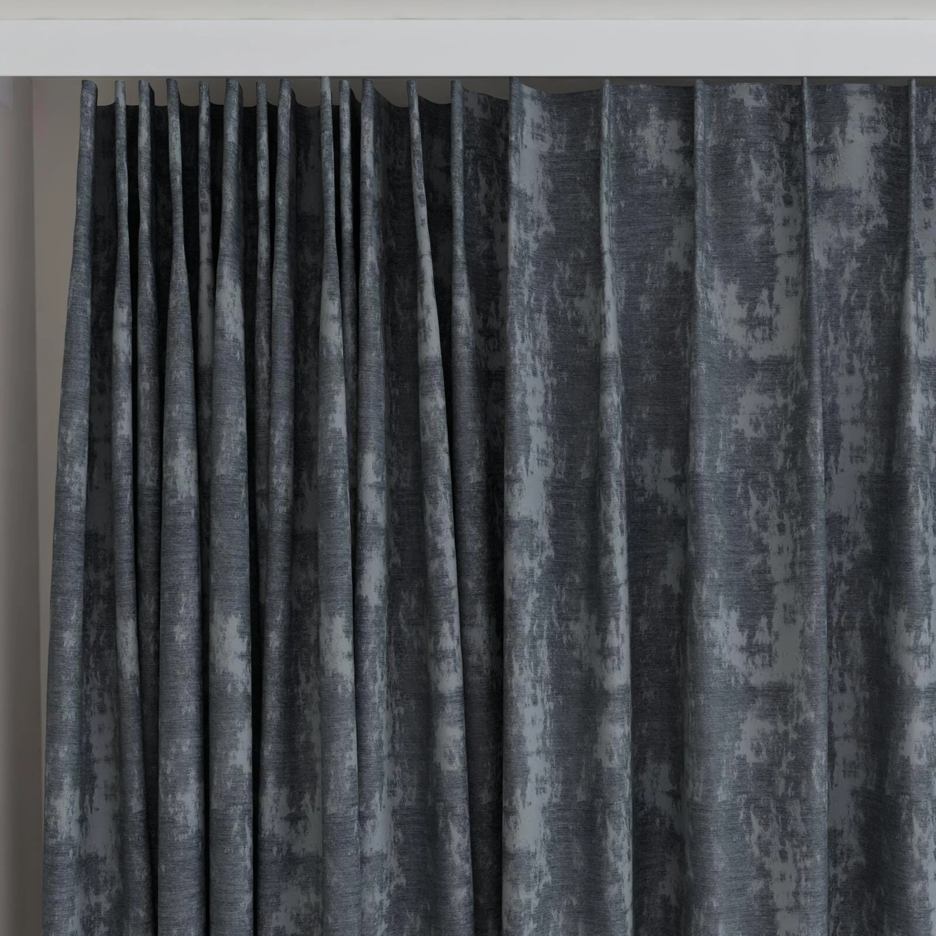 Top view of Innovation Storm, on curtain rail