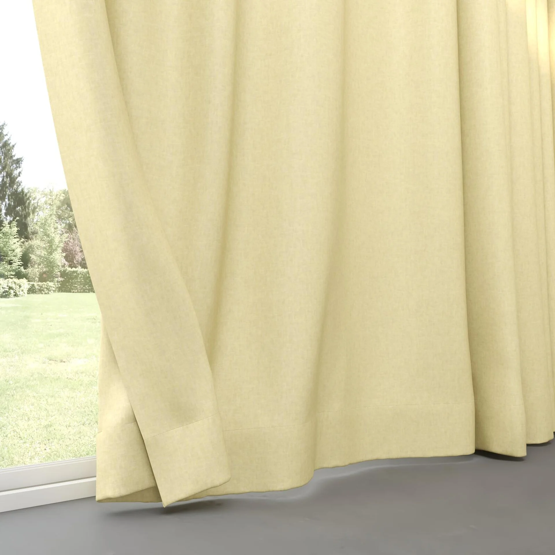 Bottom view of Hometown Sun, pinch pleat