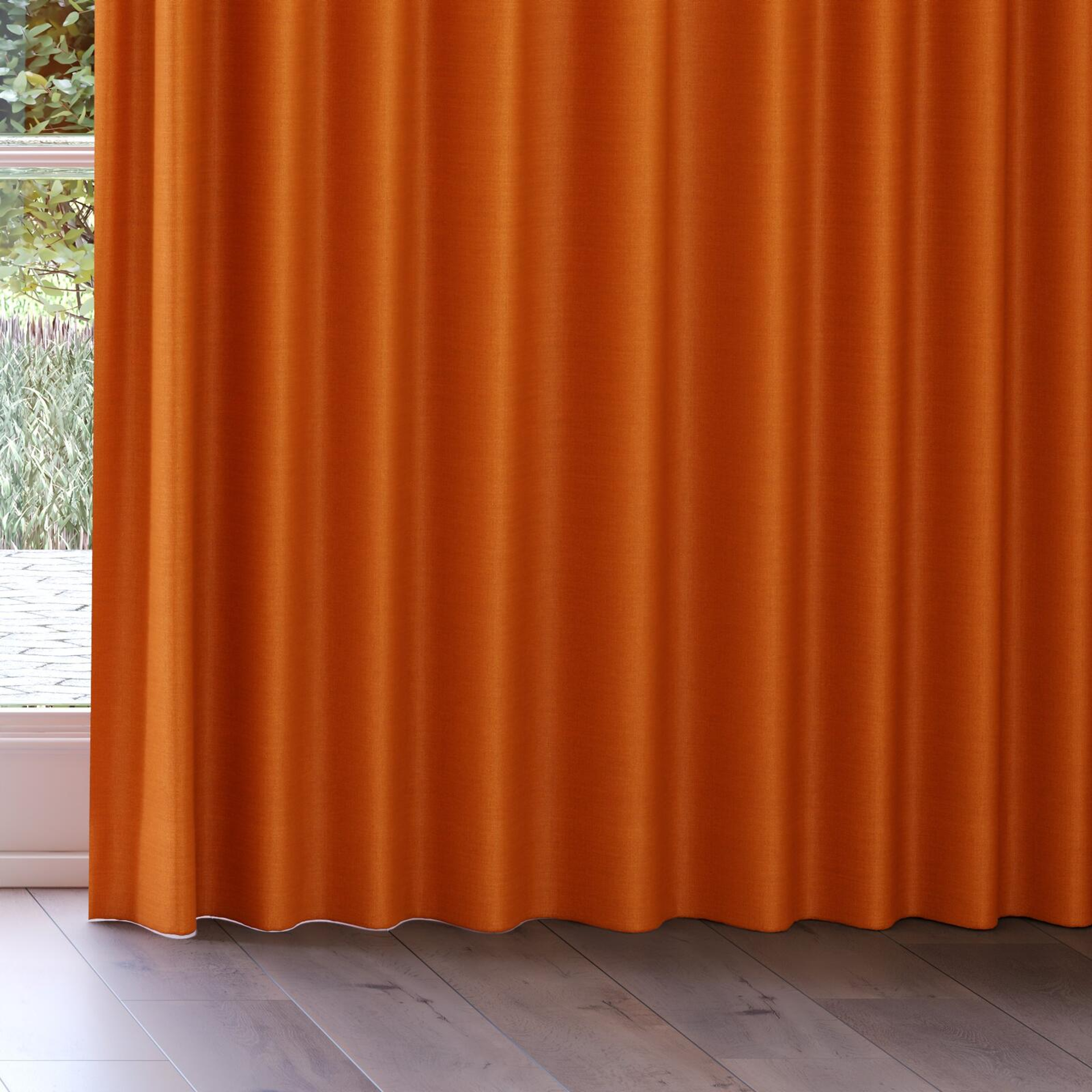 Bottom view of Linex Manderin, on curtain rail