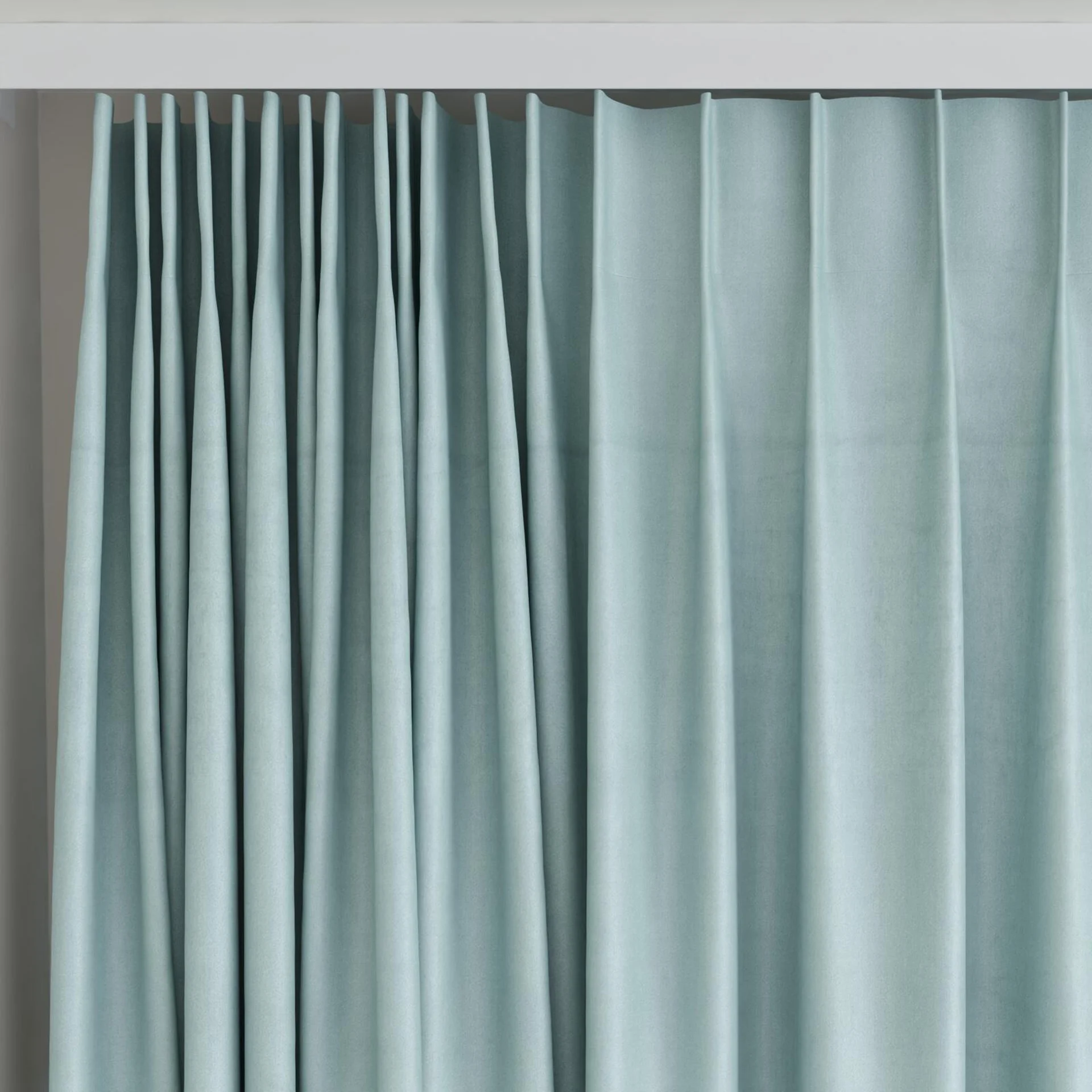 Top view of Warlock Aqua, on curtain rail
