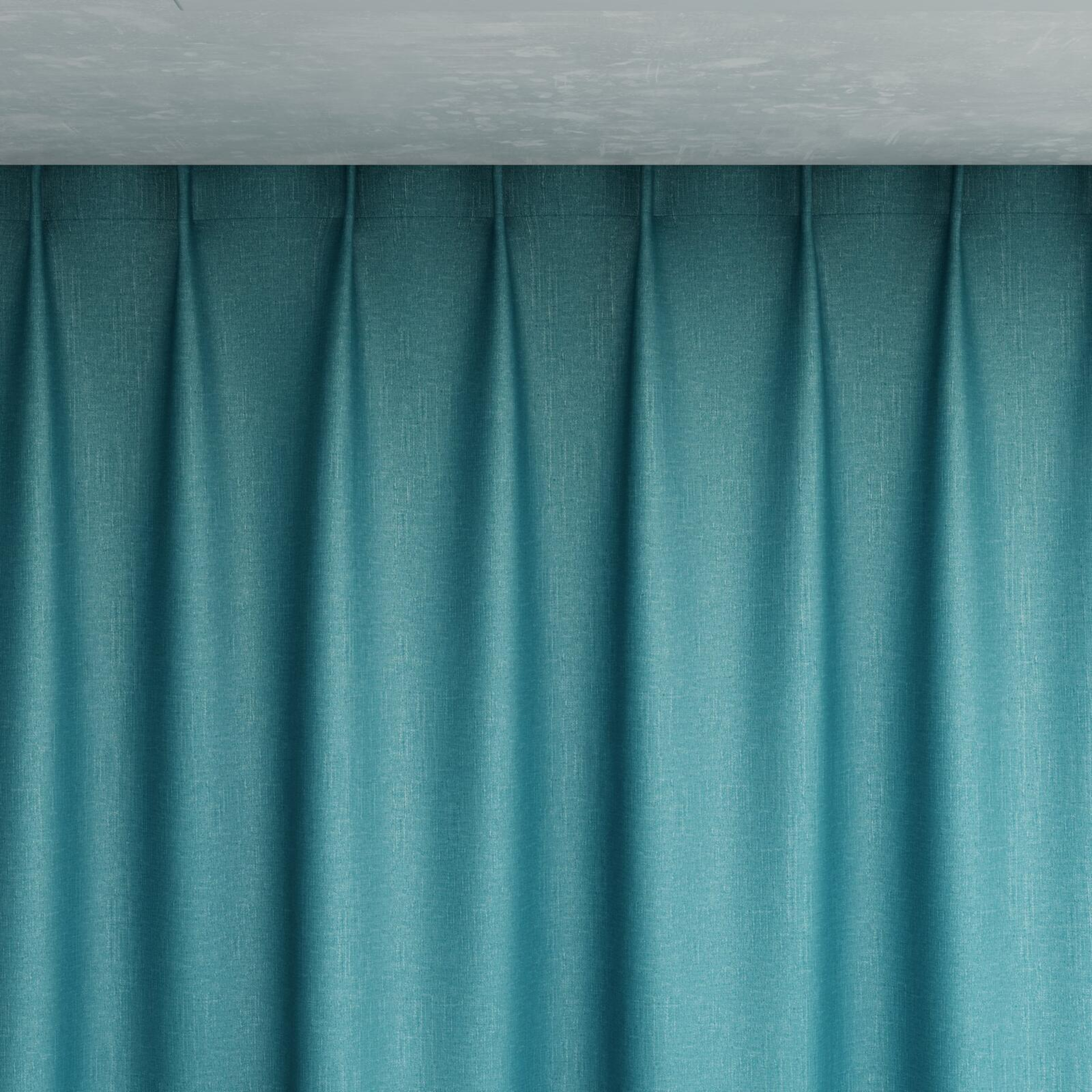 Top view of Bavaria Scuba, pinch pleat