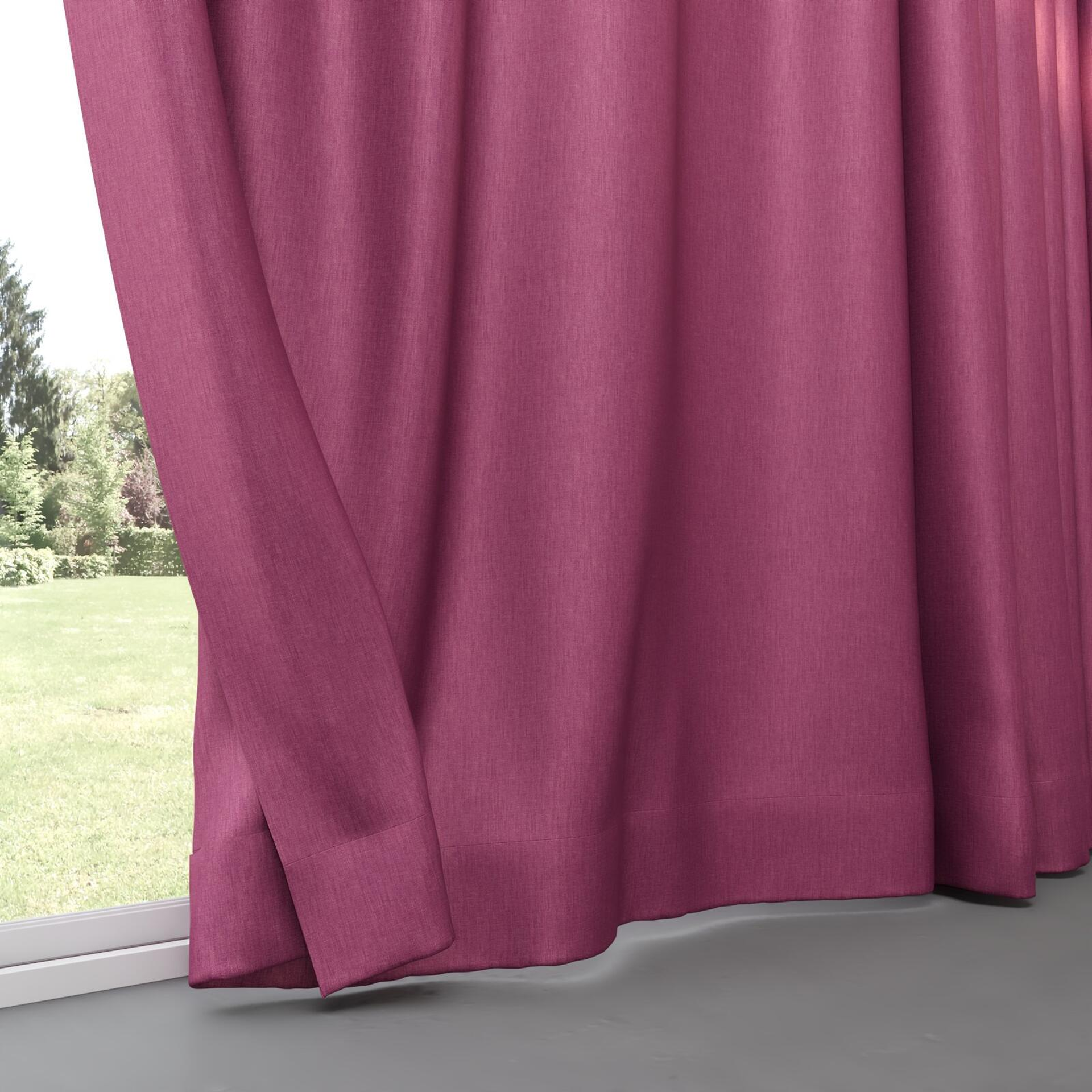 Bottom view of Matrix Fuchsia, pinch pleat