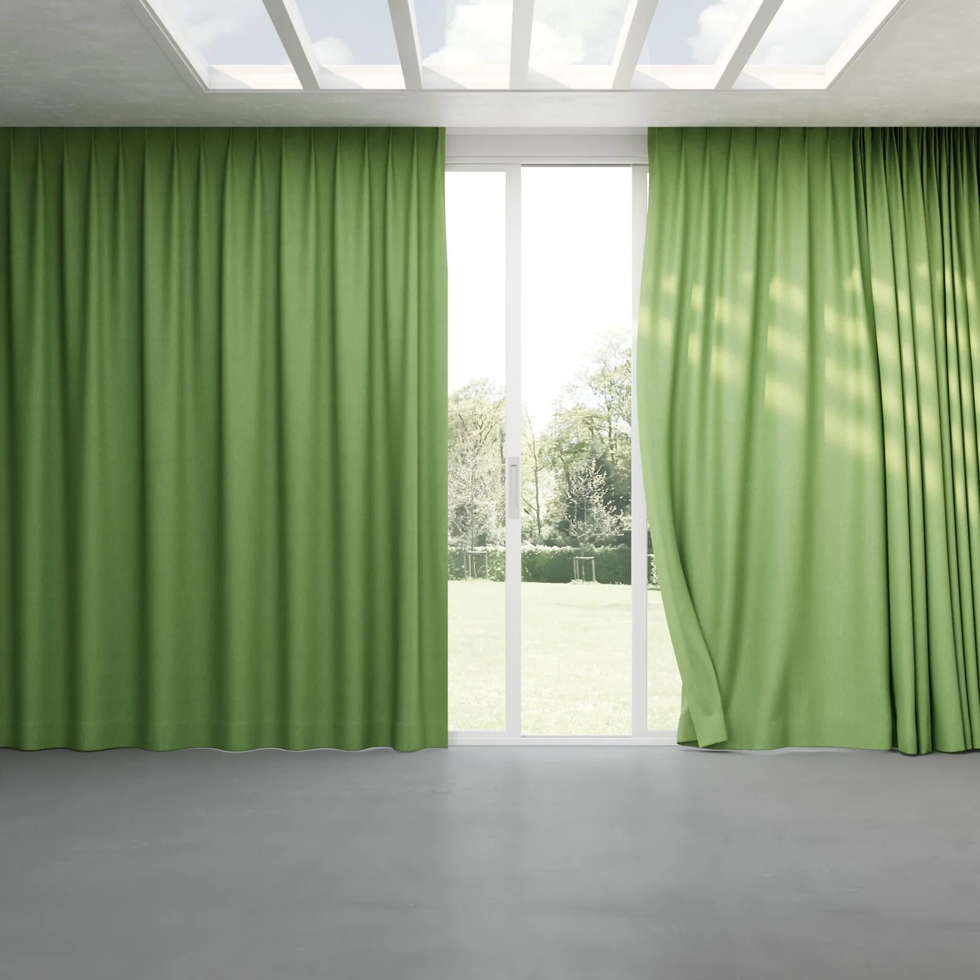 Full view of Rover Basil, pinch pleat