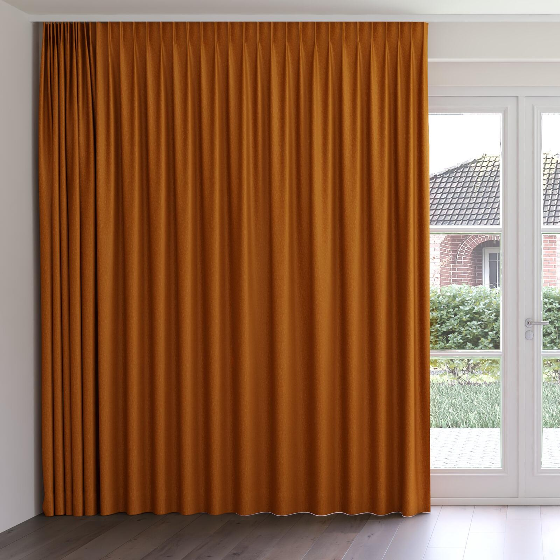 Front view of Rewind Fox, on curtain rail