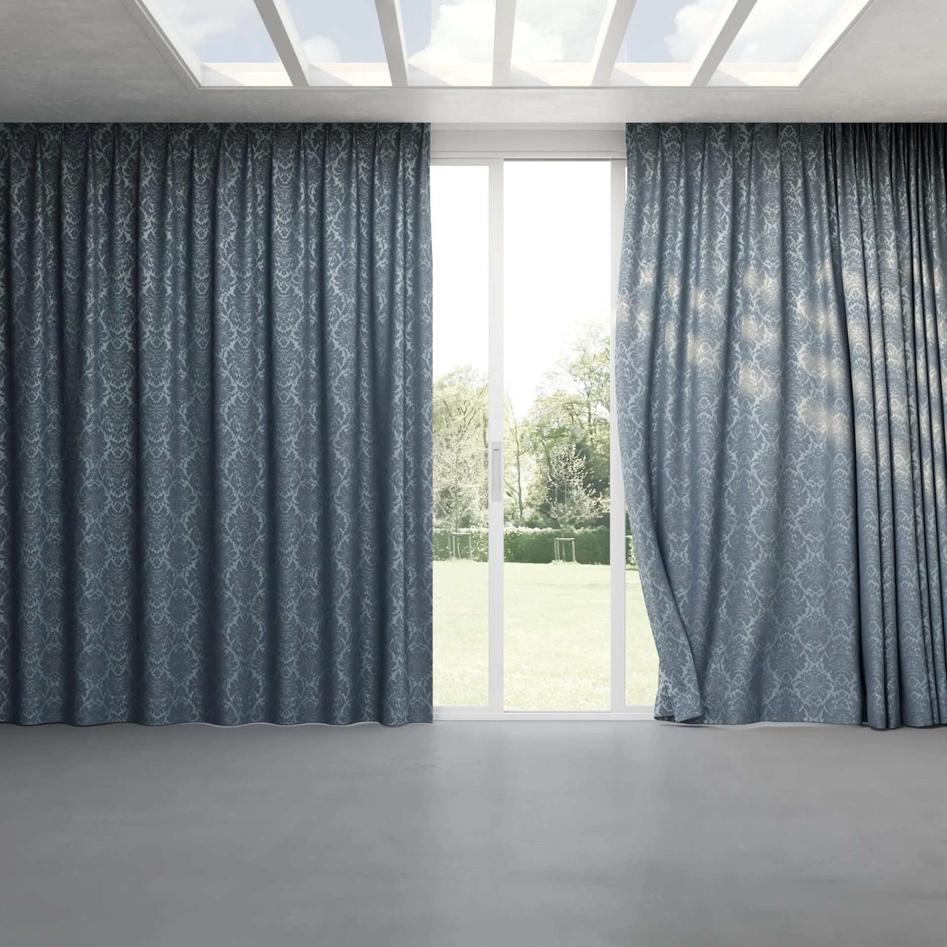Full view of Jaborine Niagara, pinch pleat