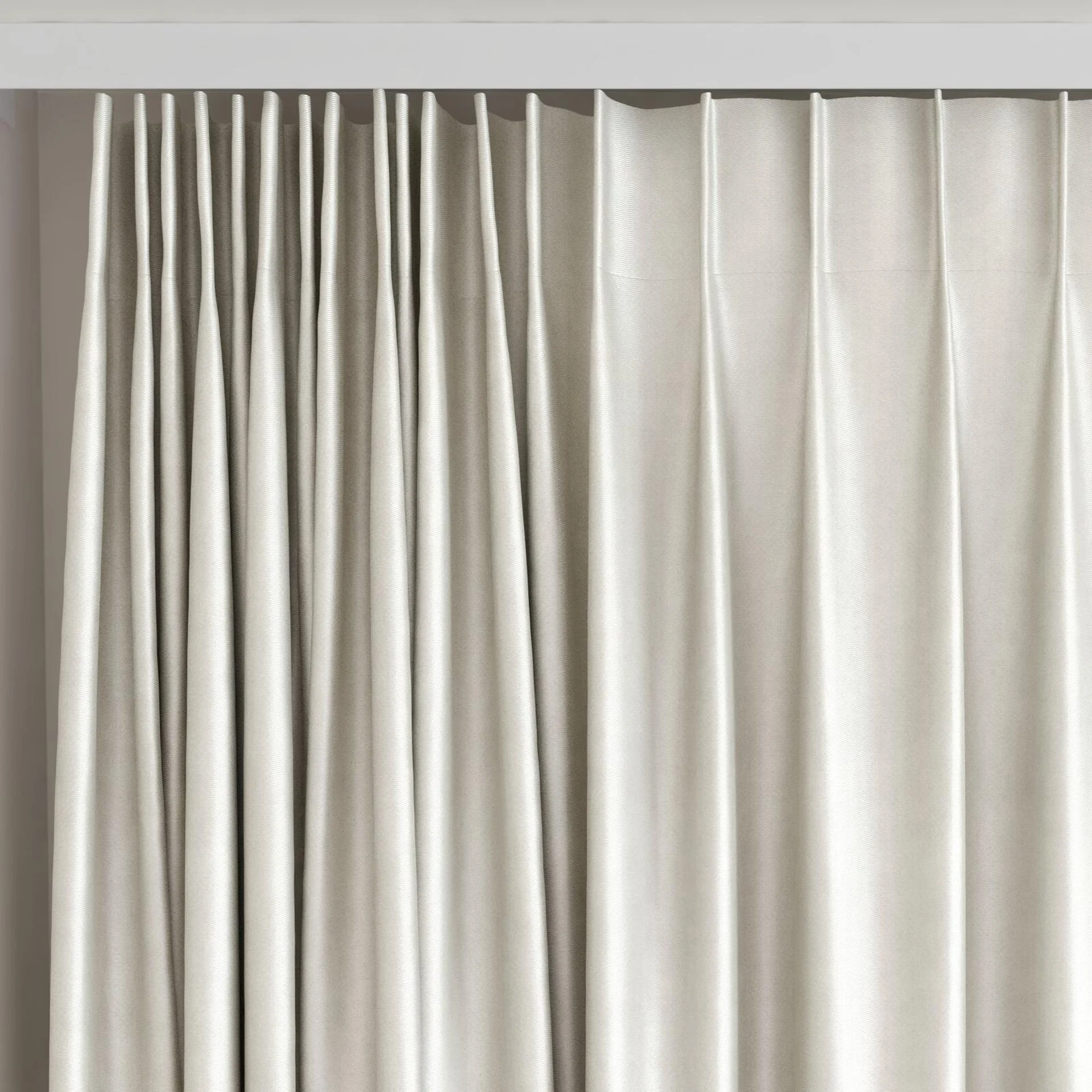 Top view of Glacial Sesame, on curtain rail
