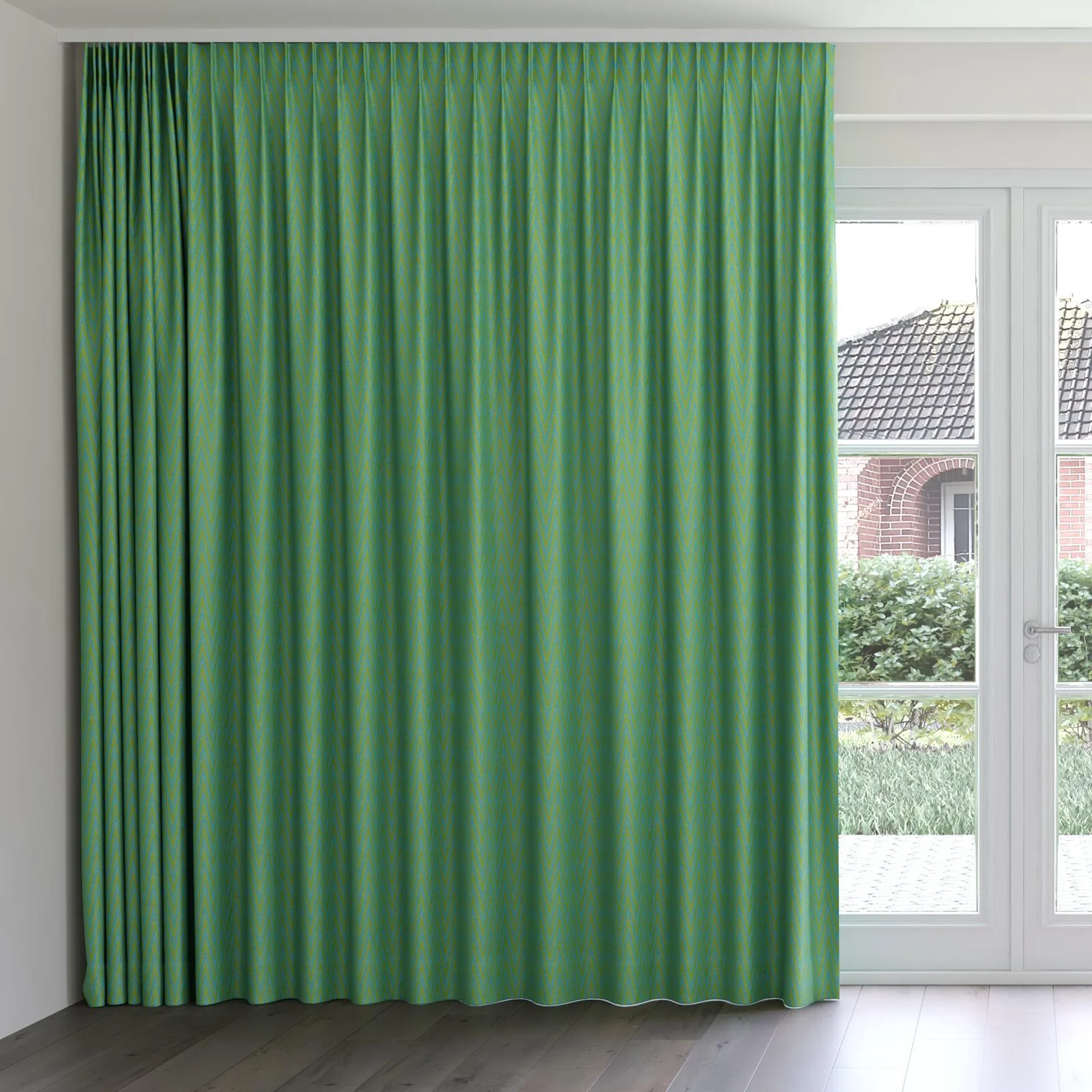 Front view of Running Iguana, on curtain rail