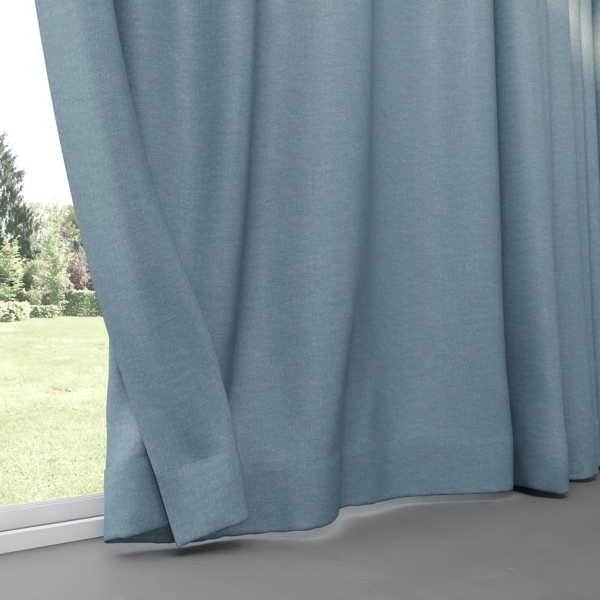 Bottom view of Casual Scuba, pinch pleat