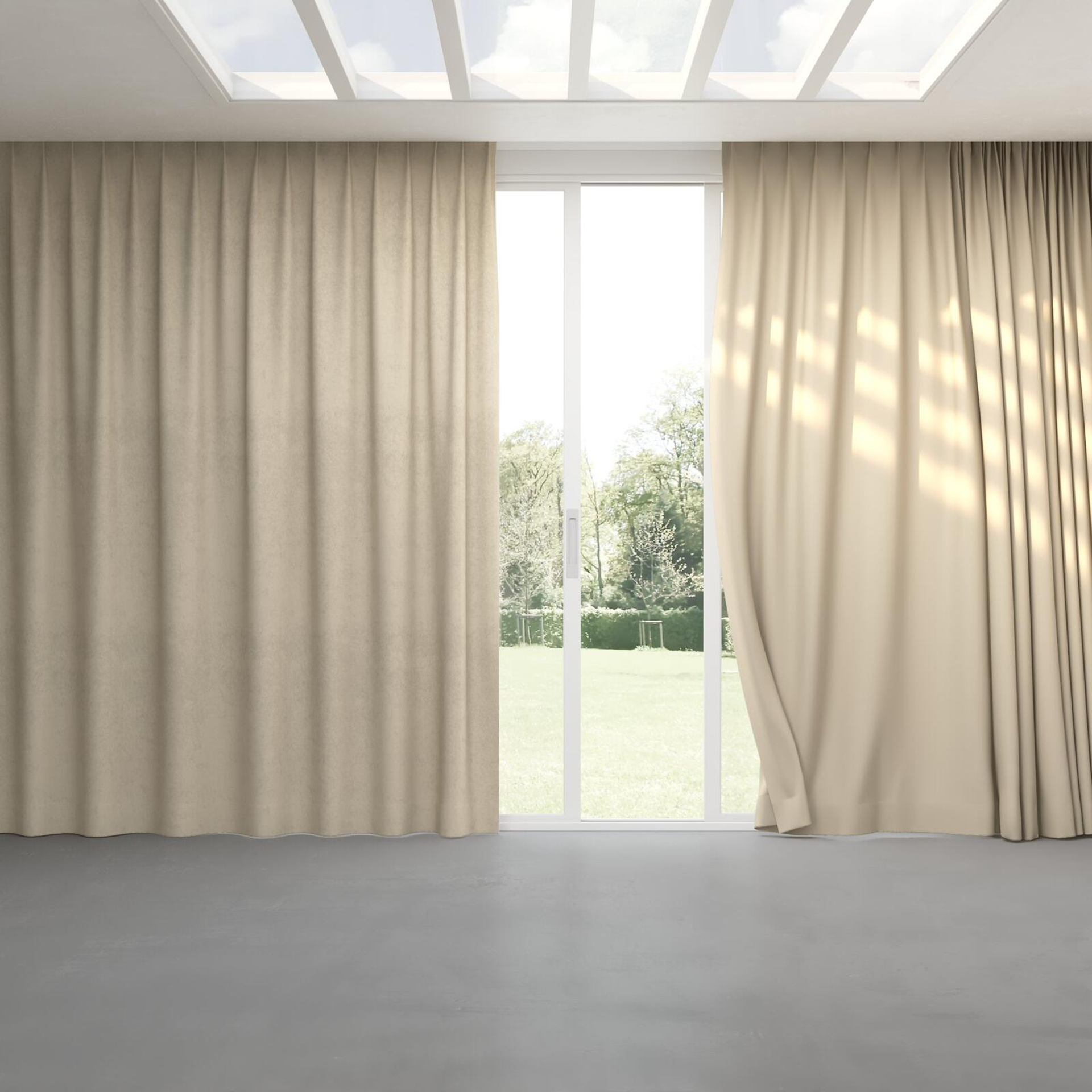 Full view of Moon Ivory, pinch pleat