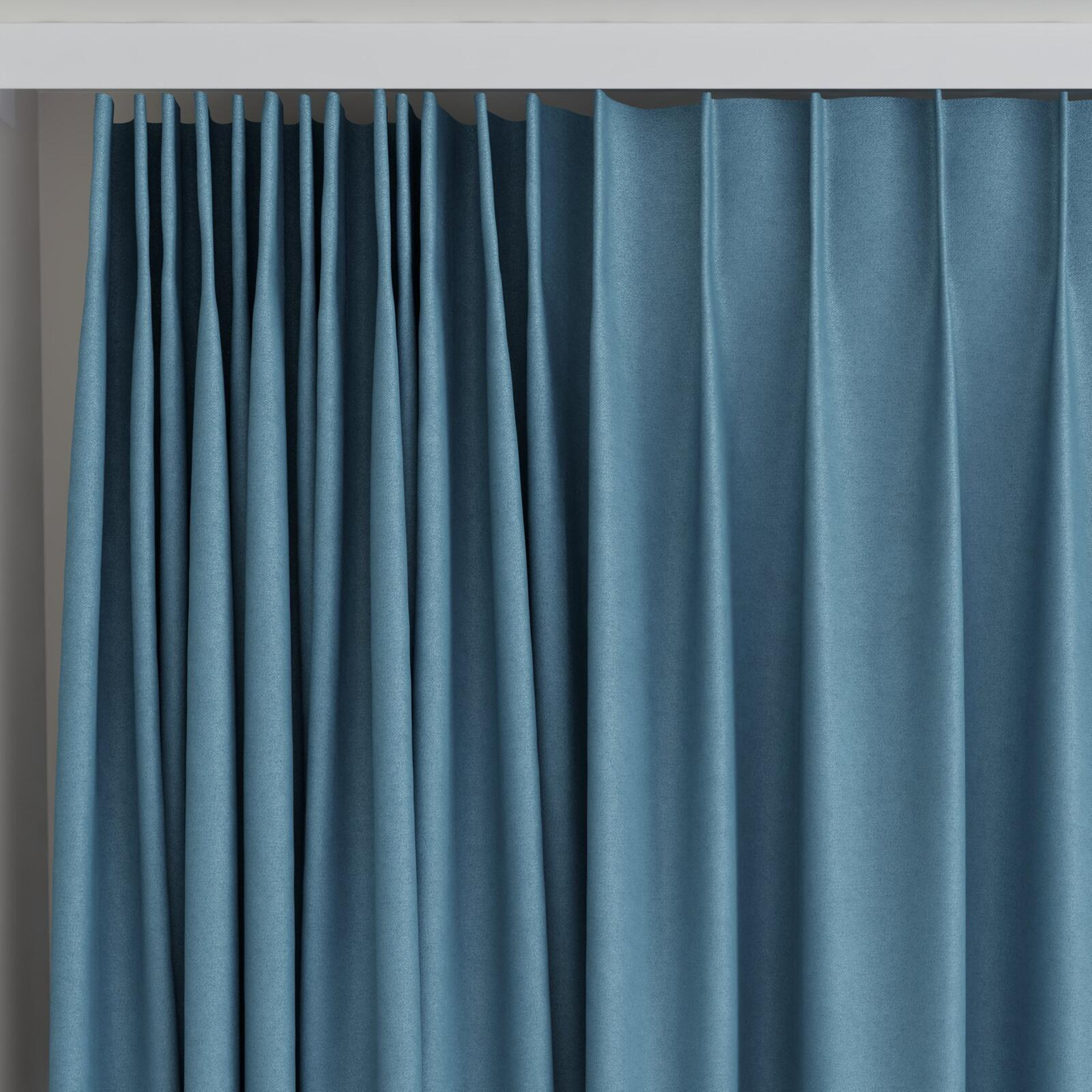 Top view of Peak Spruce, on curtain rail