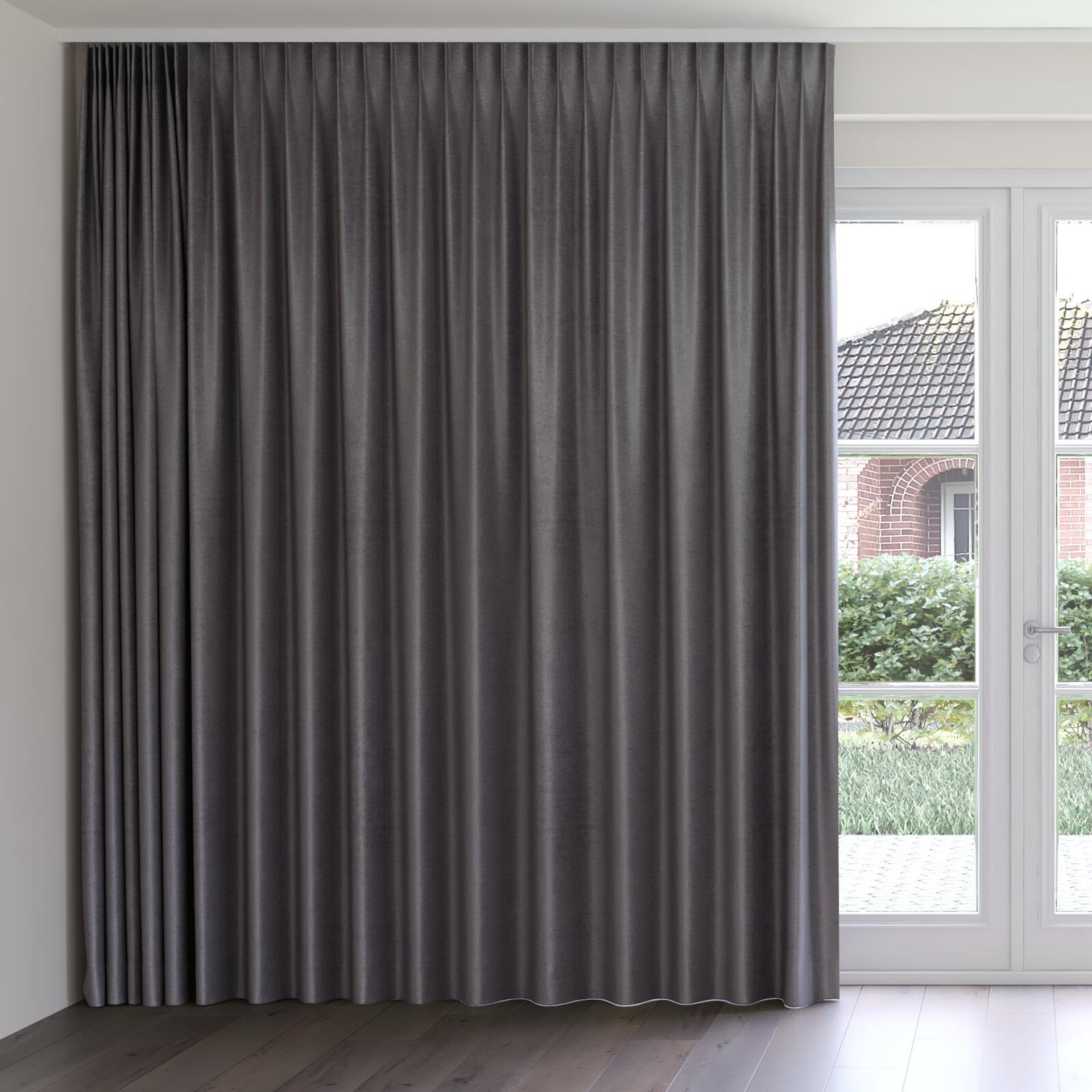 Front view of Lambada Metal, on curtain rail