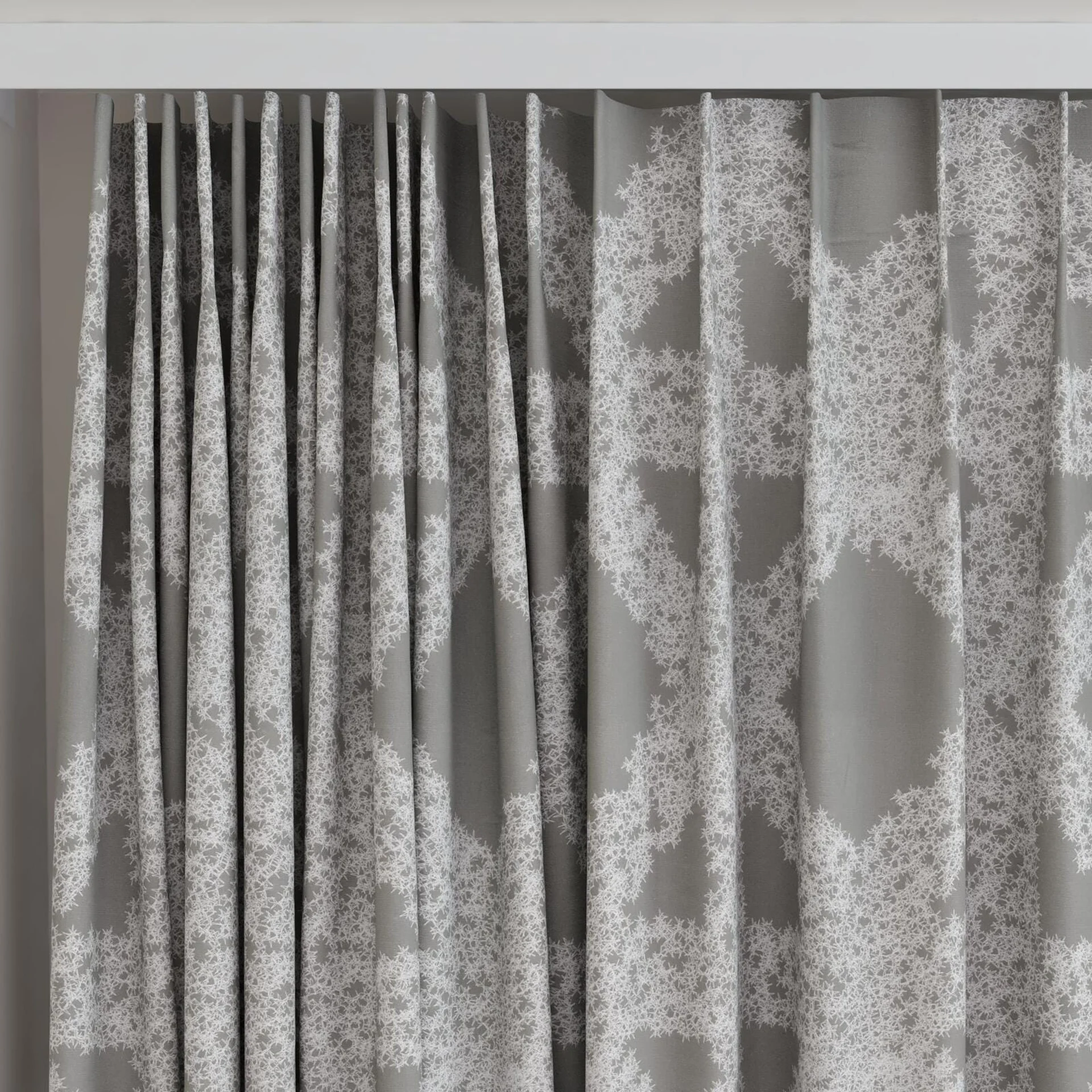 Top view of Tuku Crystal, on curtain rail