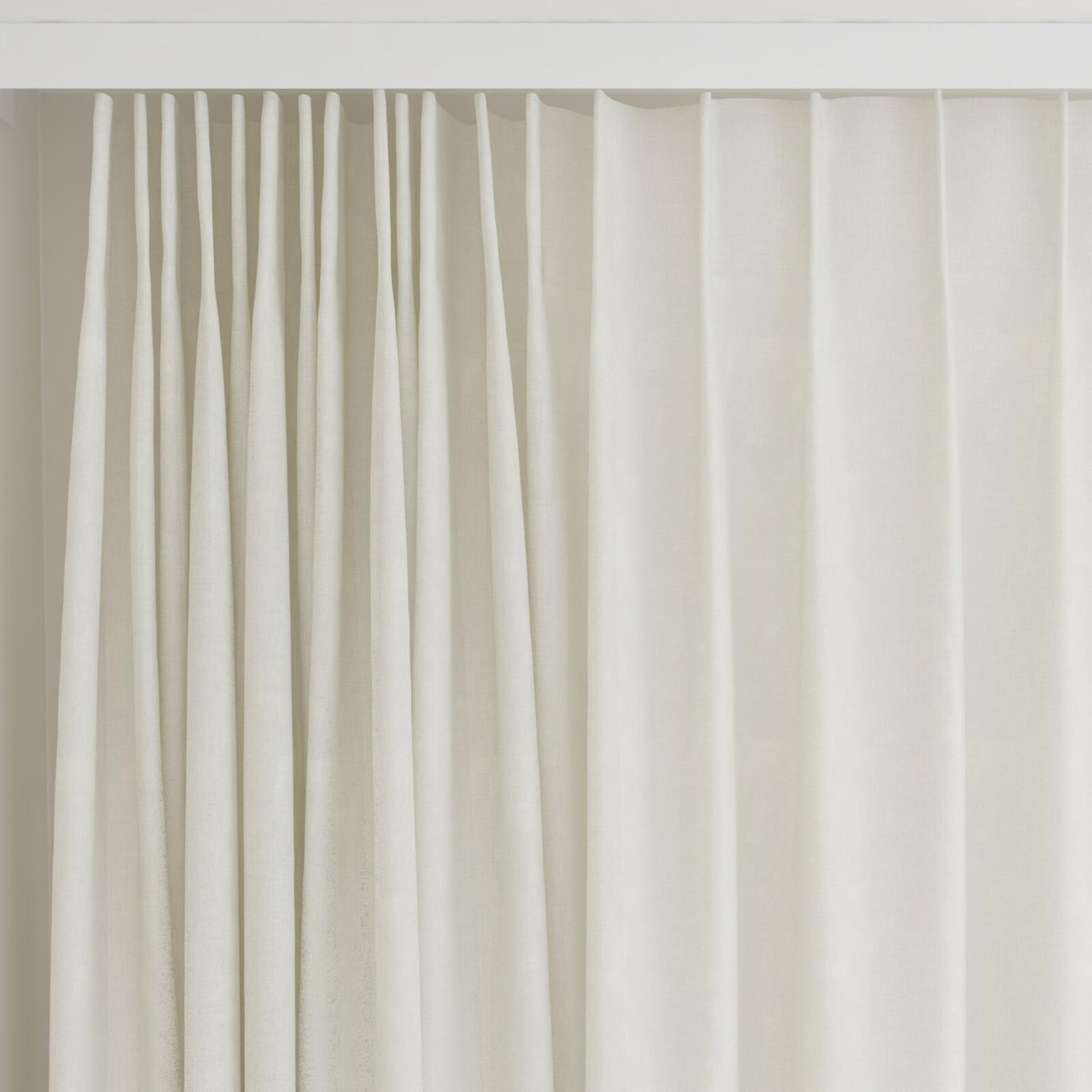 Top view of Sardinia Oyster, on curtain rail