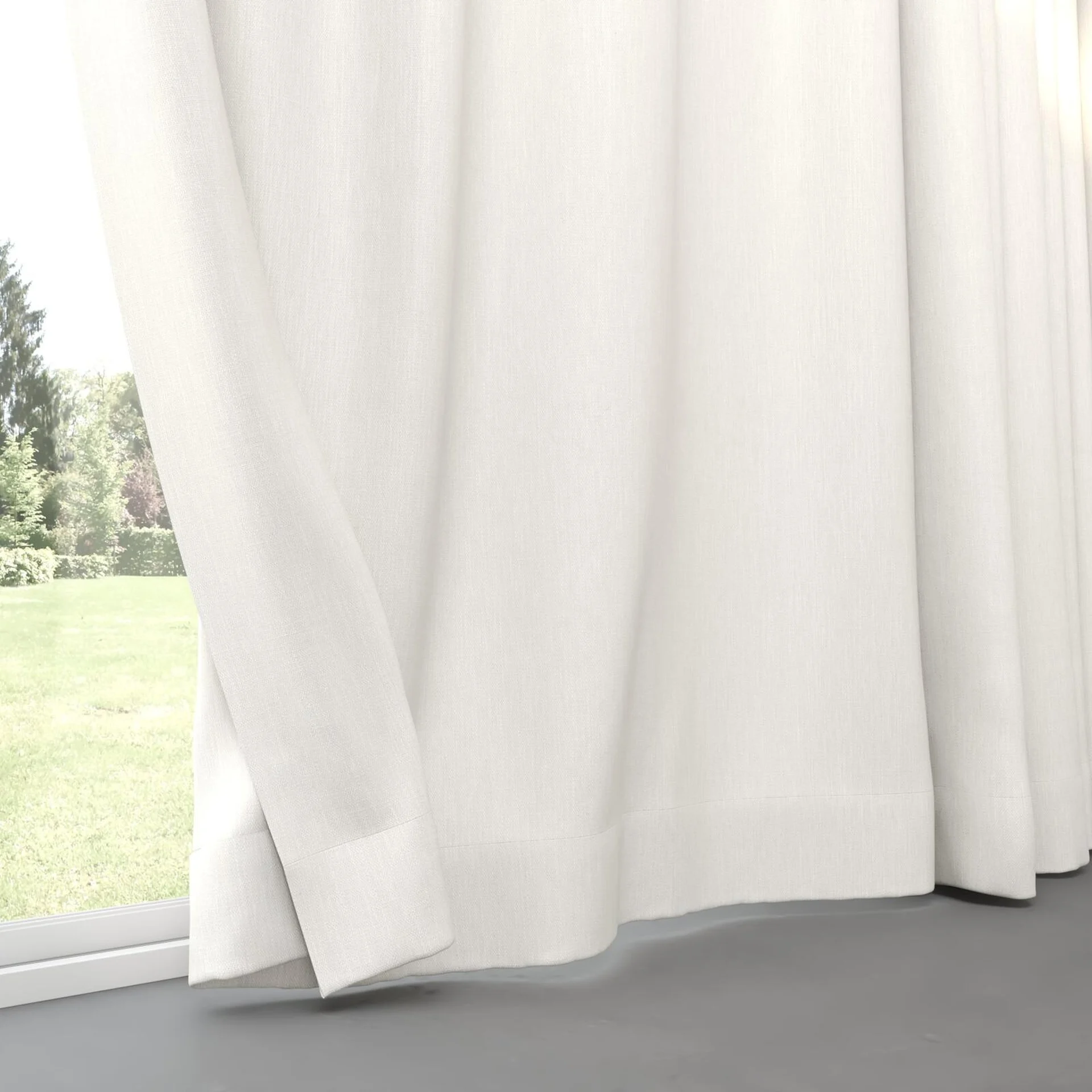 Bottom view of Cordoba Ivory, pinch pleat