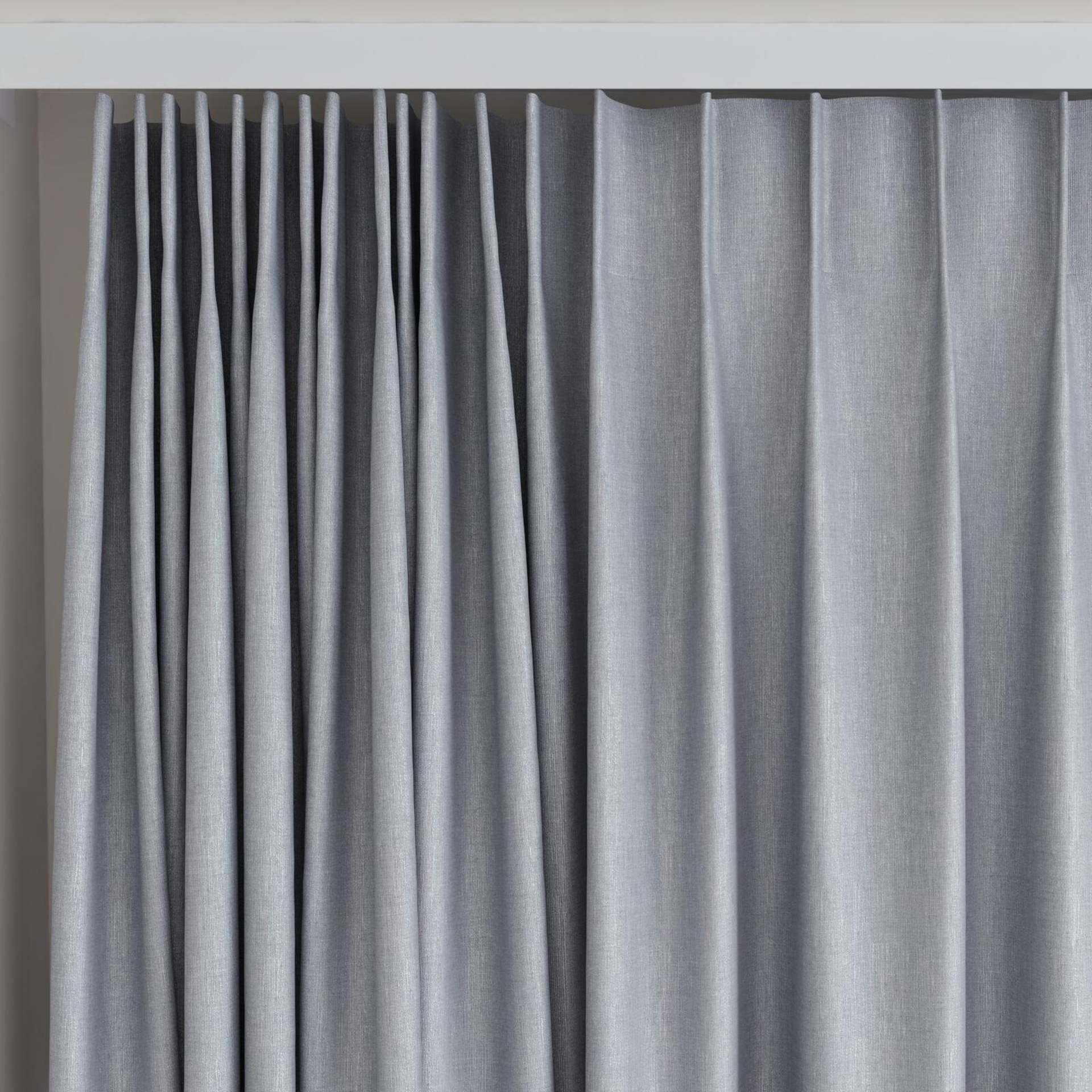 Top view of Bavaria Cloud, on curtain rail