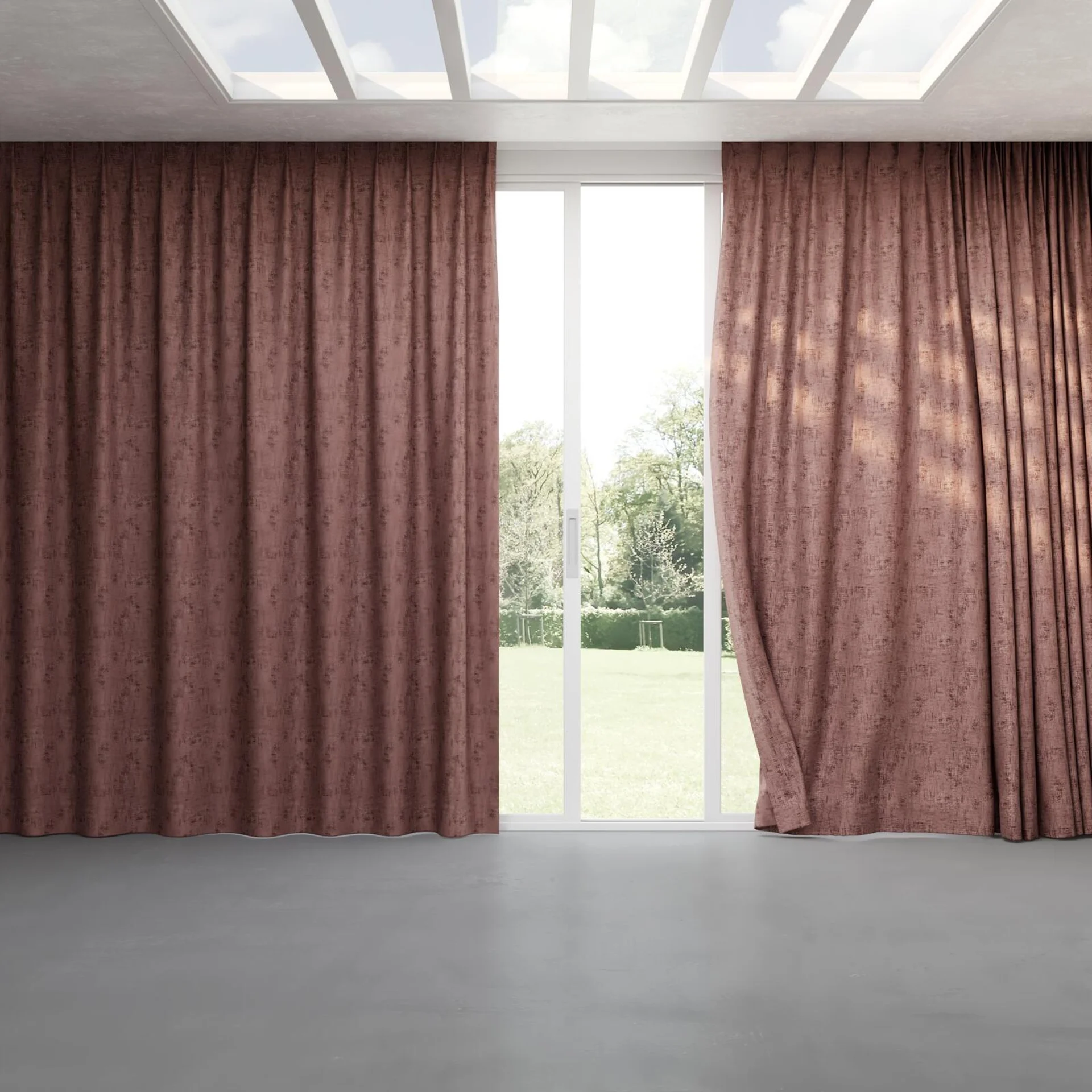 Full view of Gloria Poudre, pinch pleat
