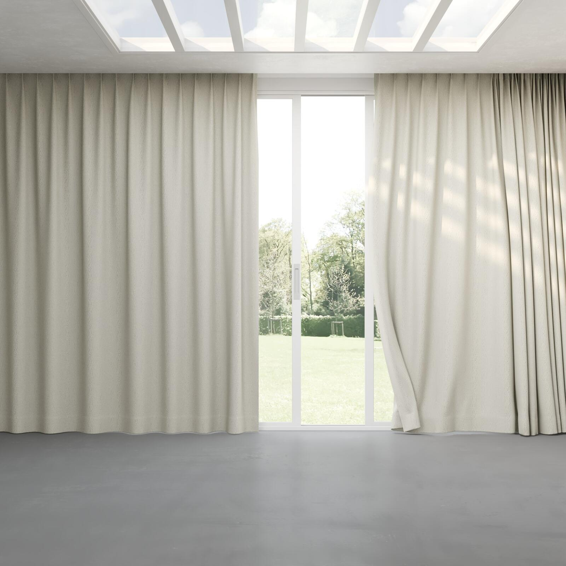 Full view of Jorace Pearl, pinch pleat