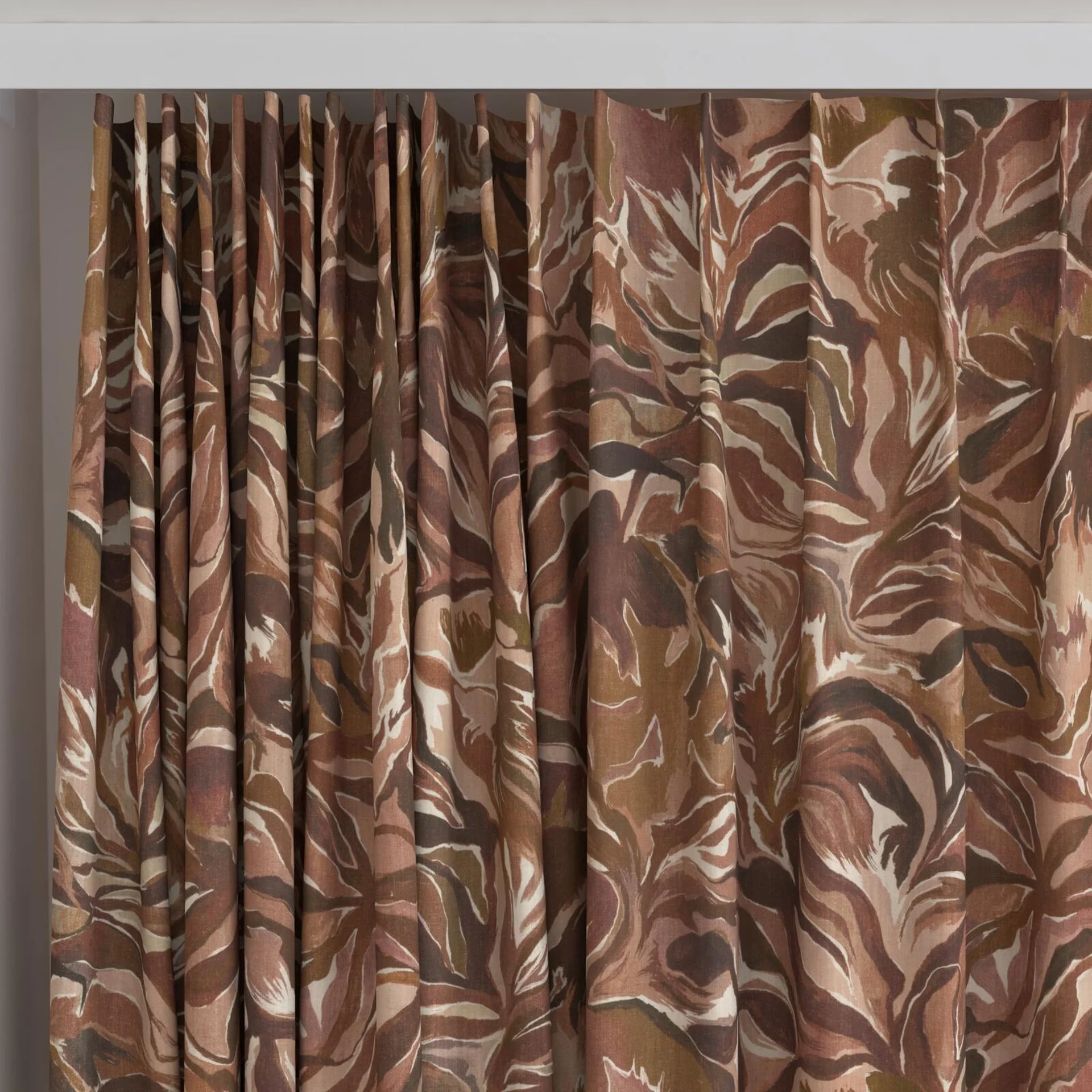 Top view of Grande Terre Tamarind, on curtain rail