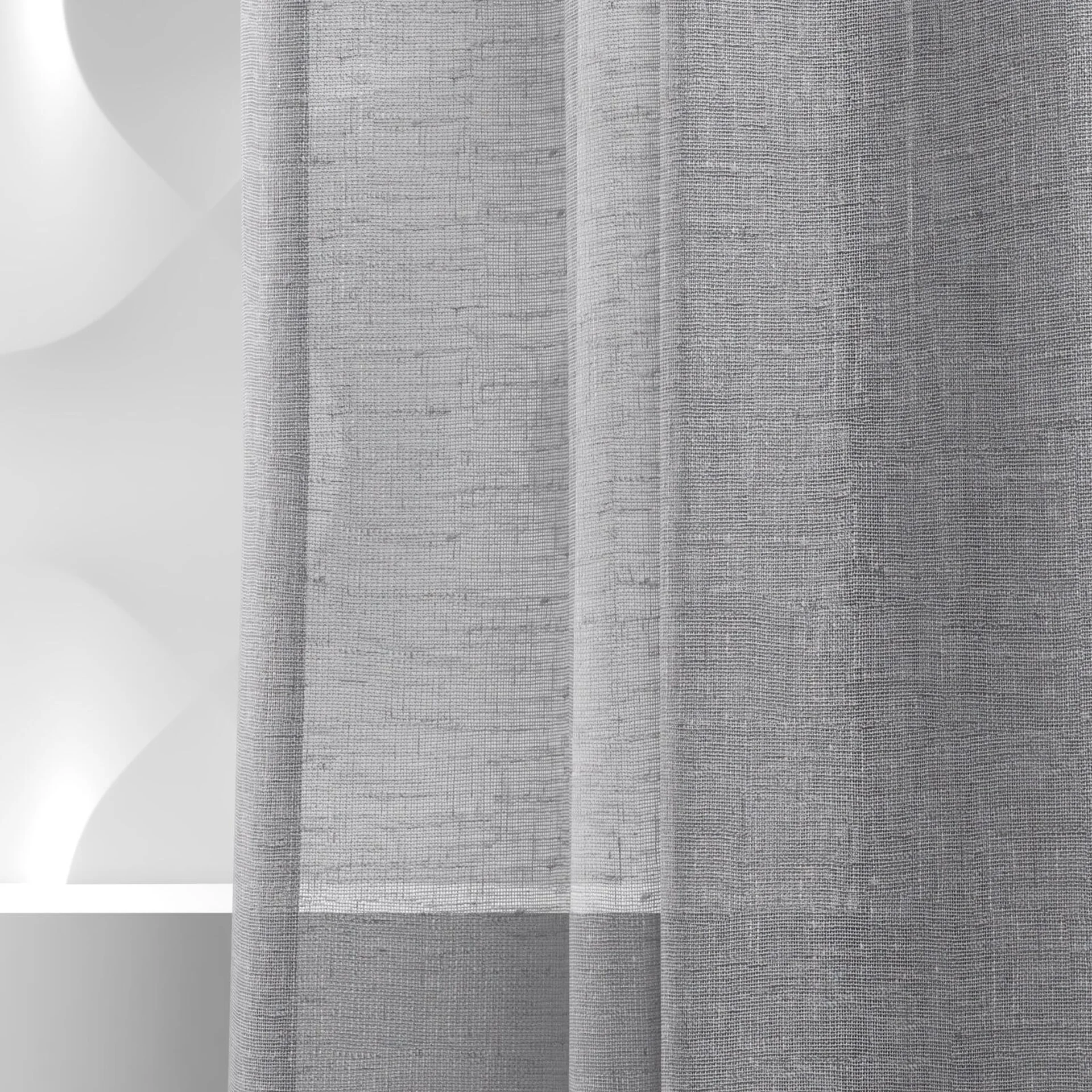 Detailed view of Graceful Silver