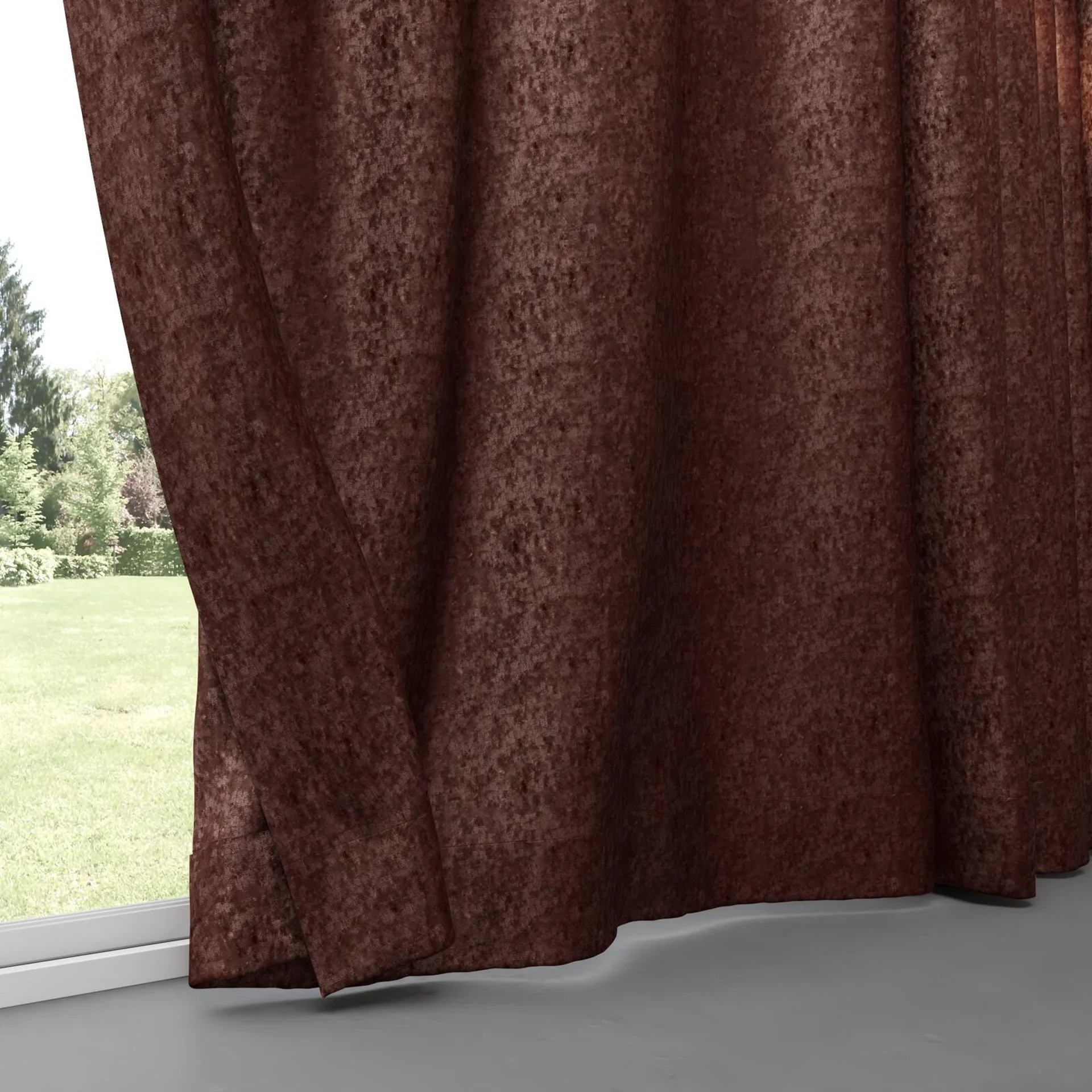 Bottom view of Opera Nostalgia, pinch pleat