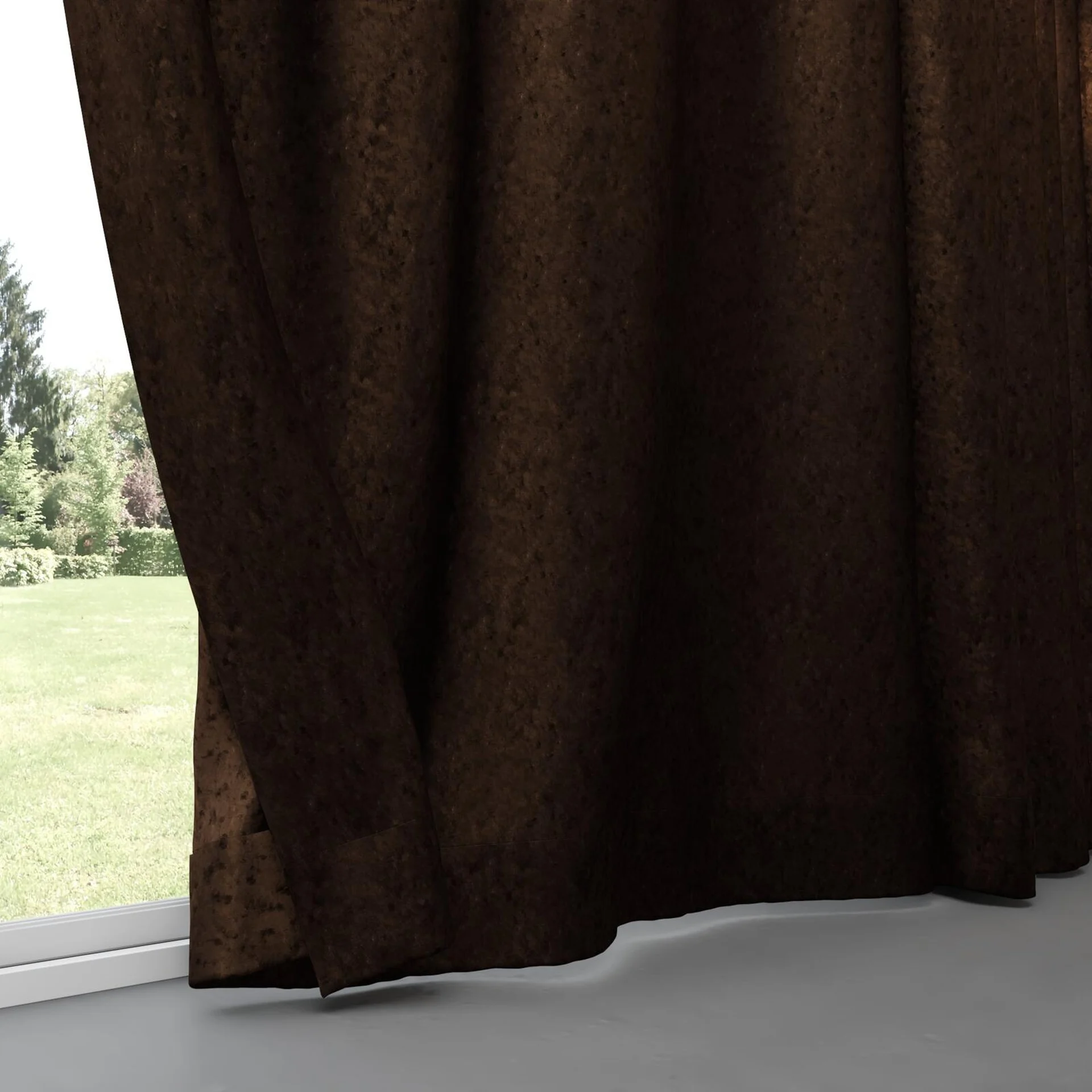 Bottom view of Opera Truffle, pinch pleat